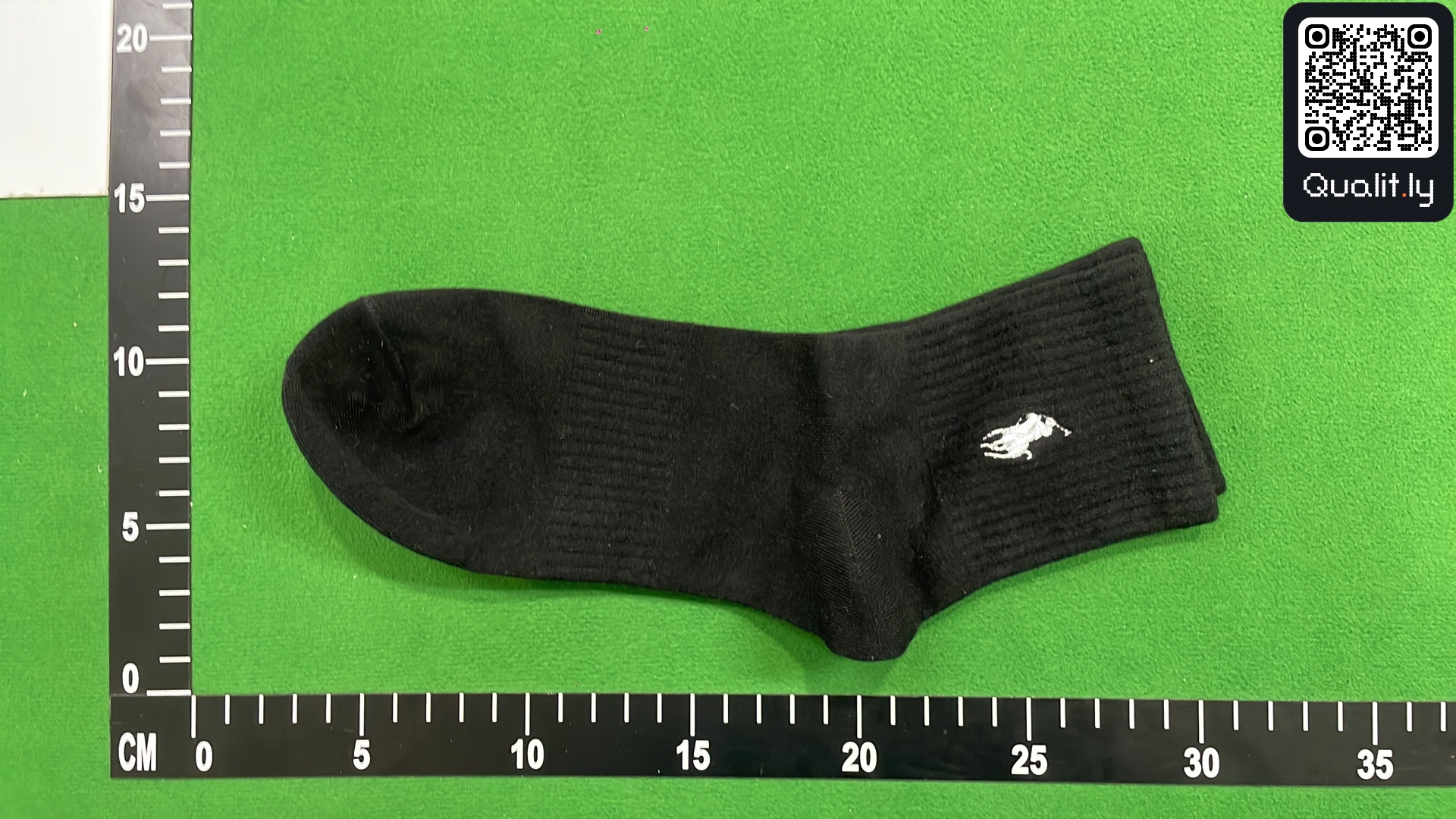 Socks QC photo 1 of 22