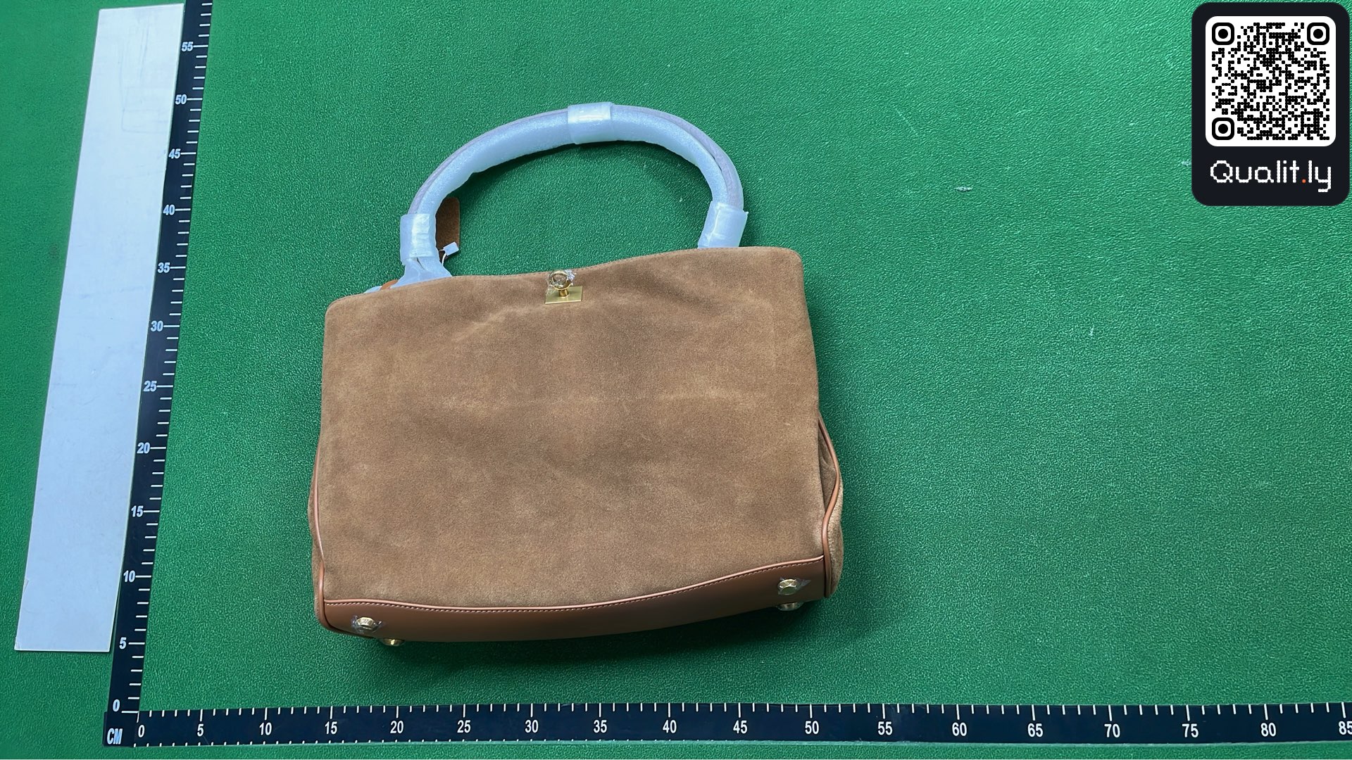 Bag QC photo 1 of 3