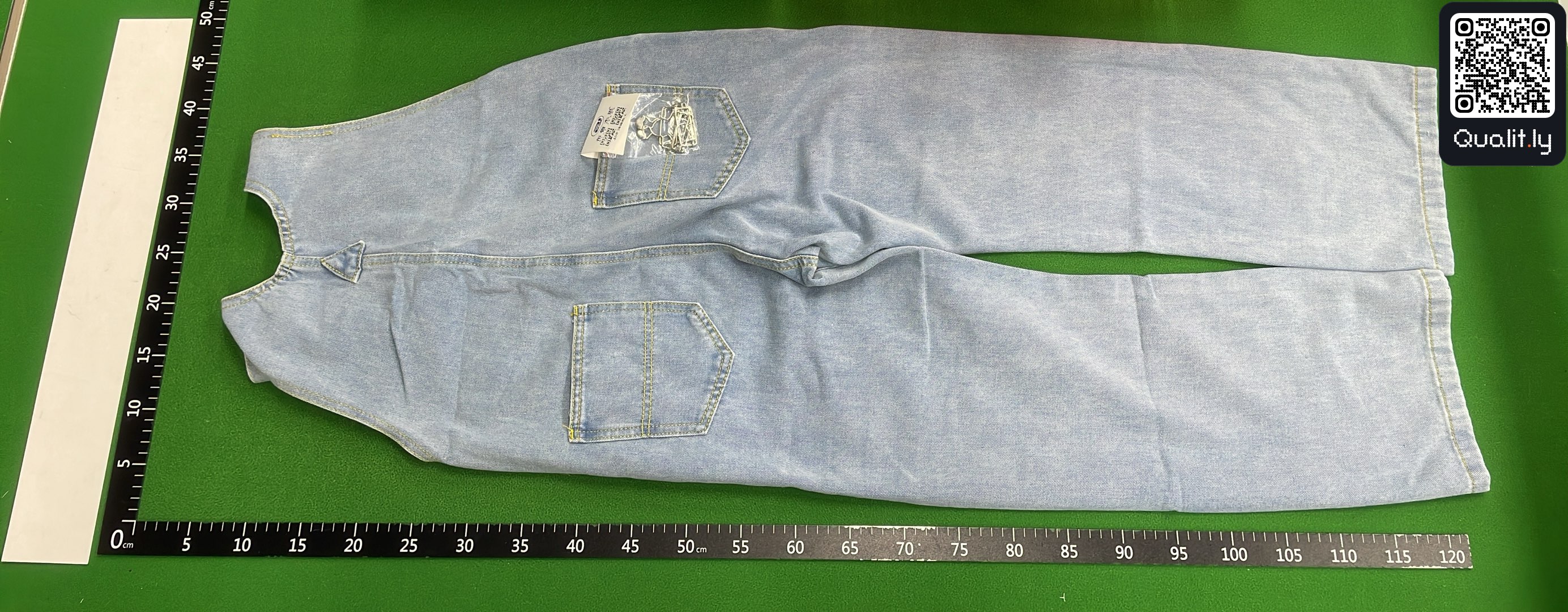 Jeans QC photo 3 of 4
