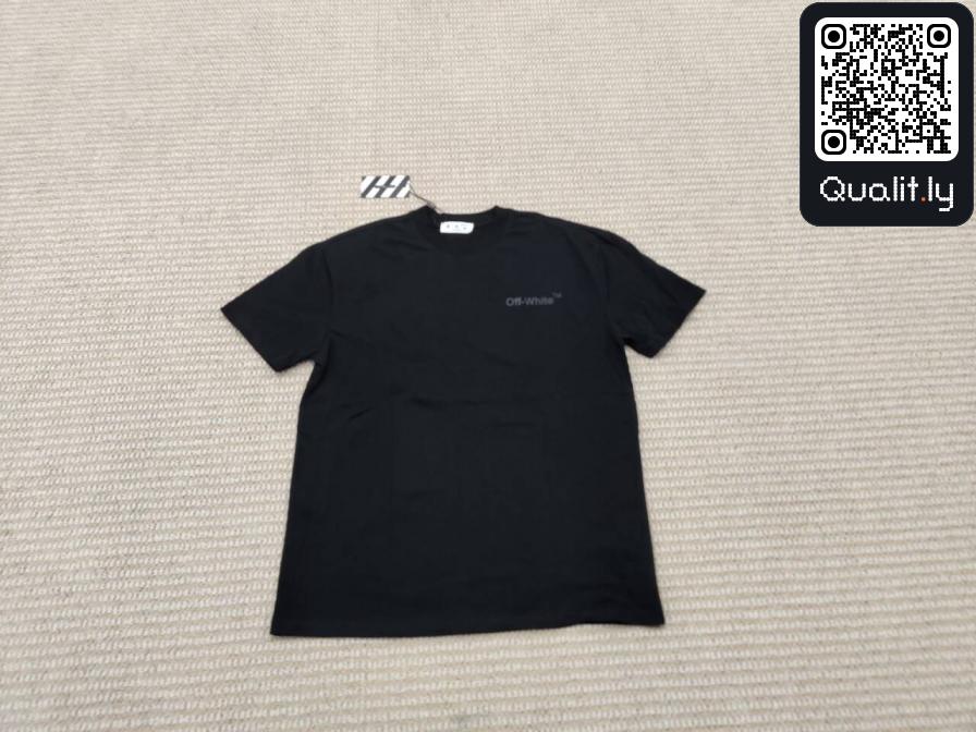T-shirt — foto QC 2 di 10