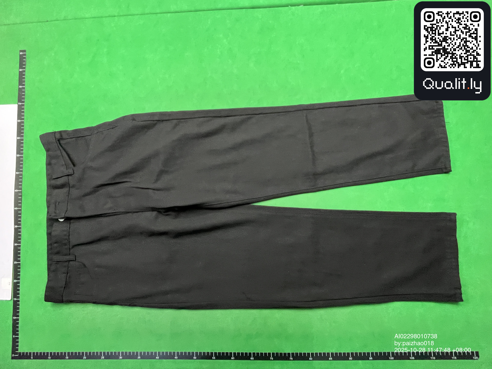 Jeans QC photo 3 of 12