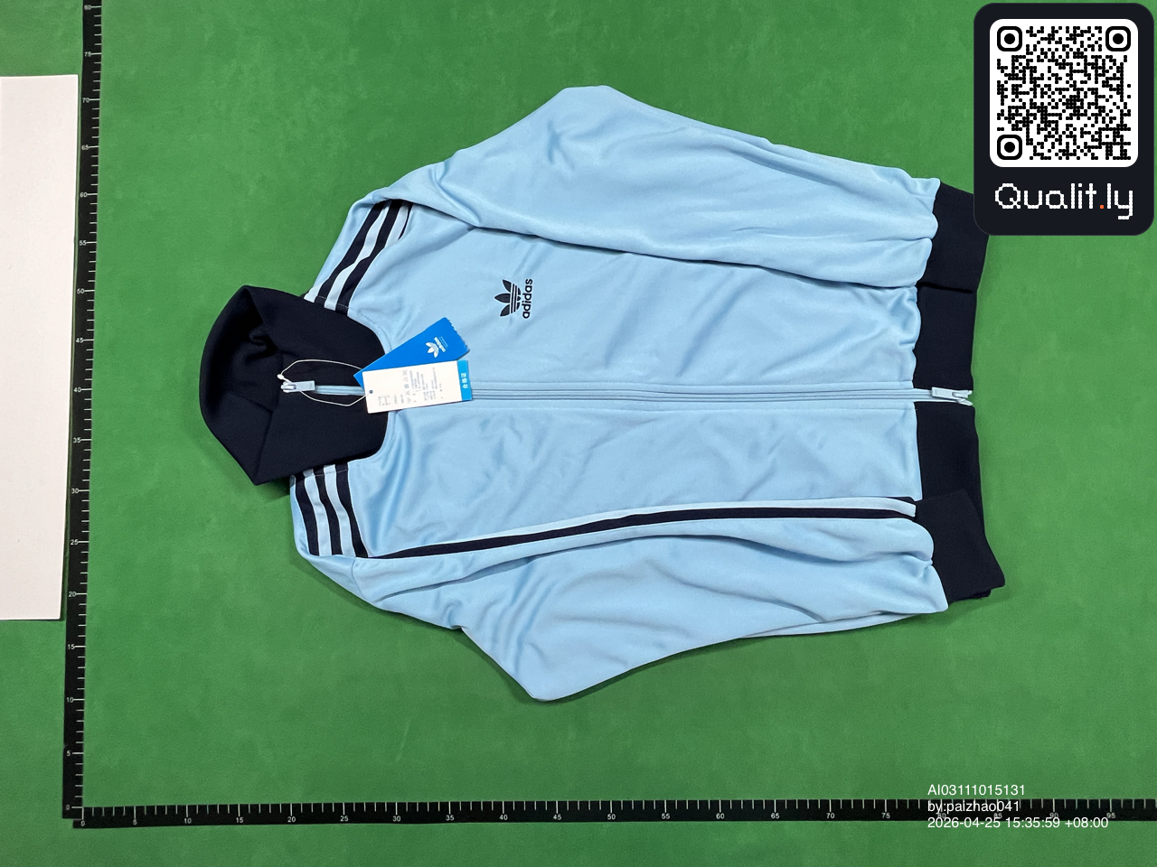 Sweatshirt QC photo 3 of 24