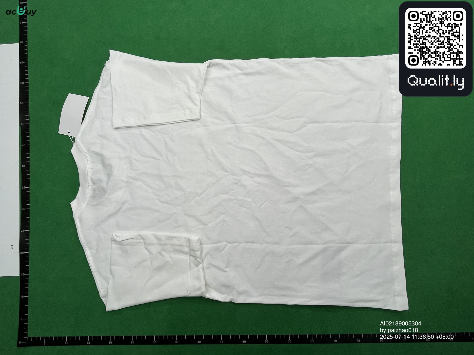 T-Shirt — QC-Foto 2 von 30