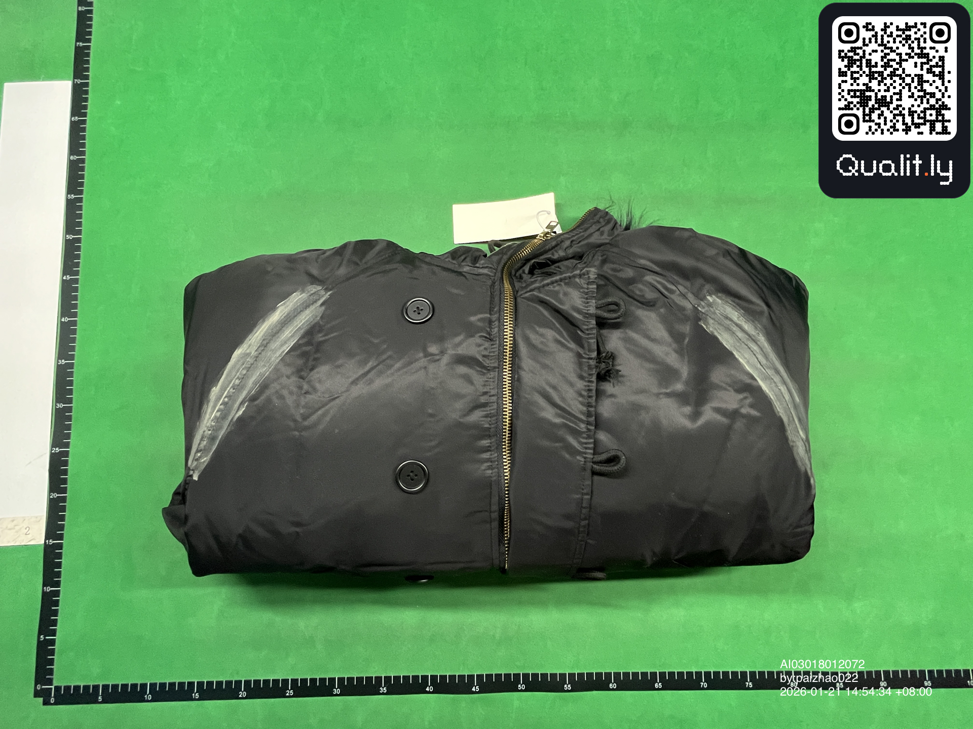夹克 QC 照片 1 / 20