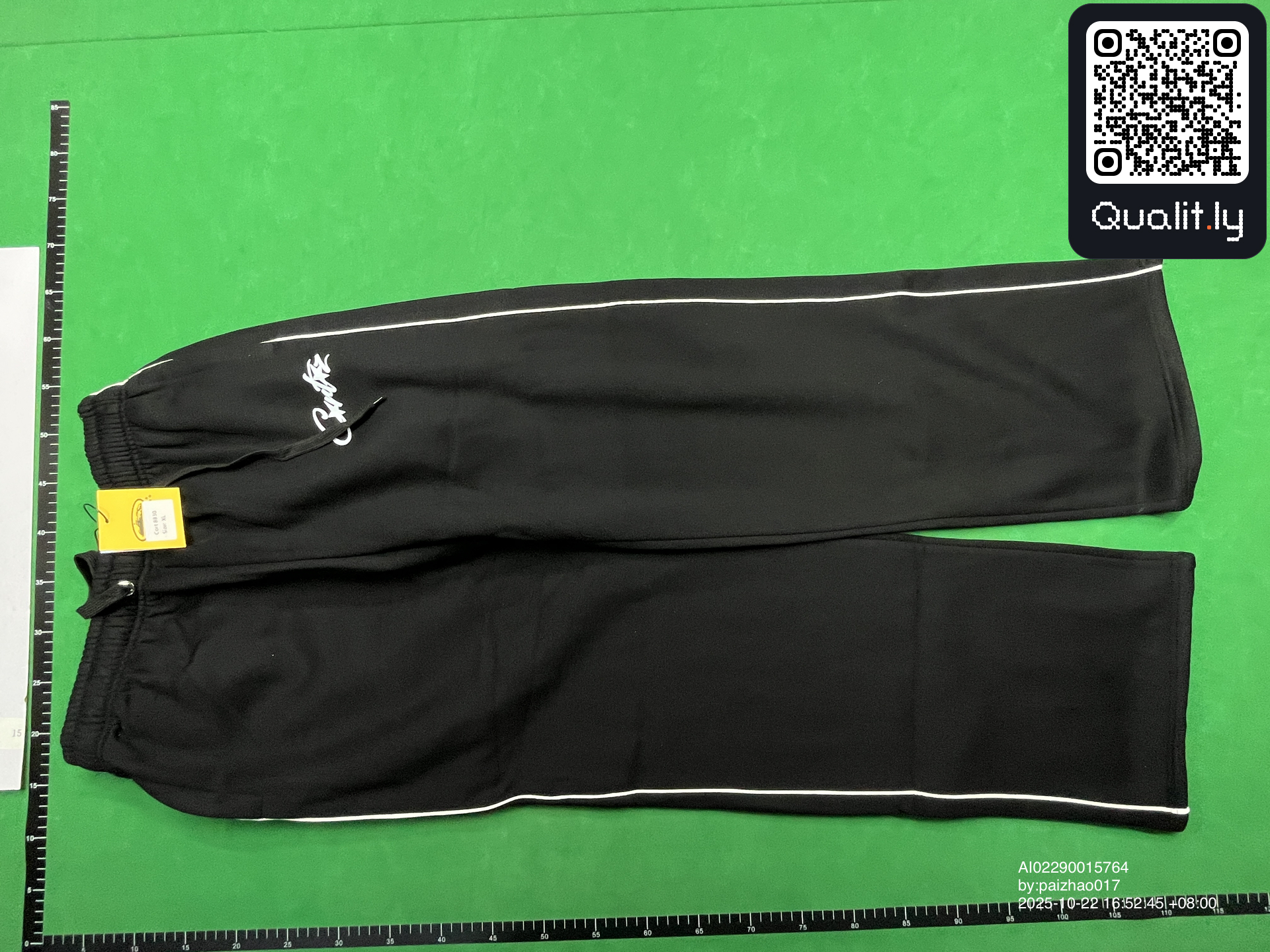 Veste — photo QC 2 sur 4