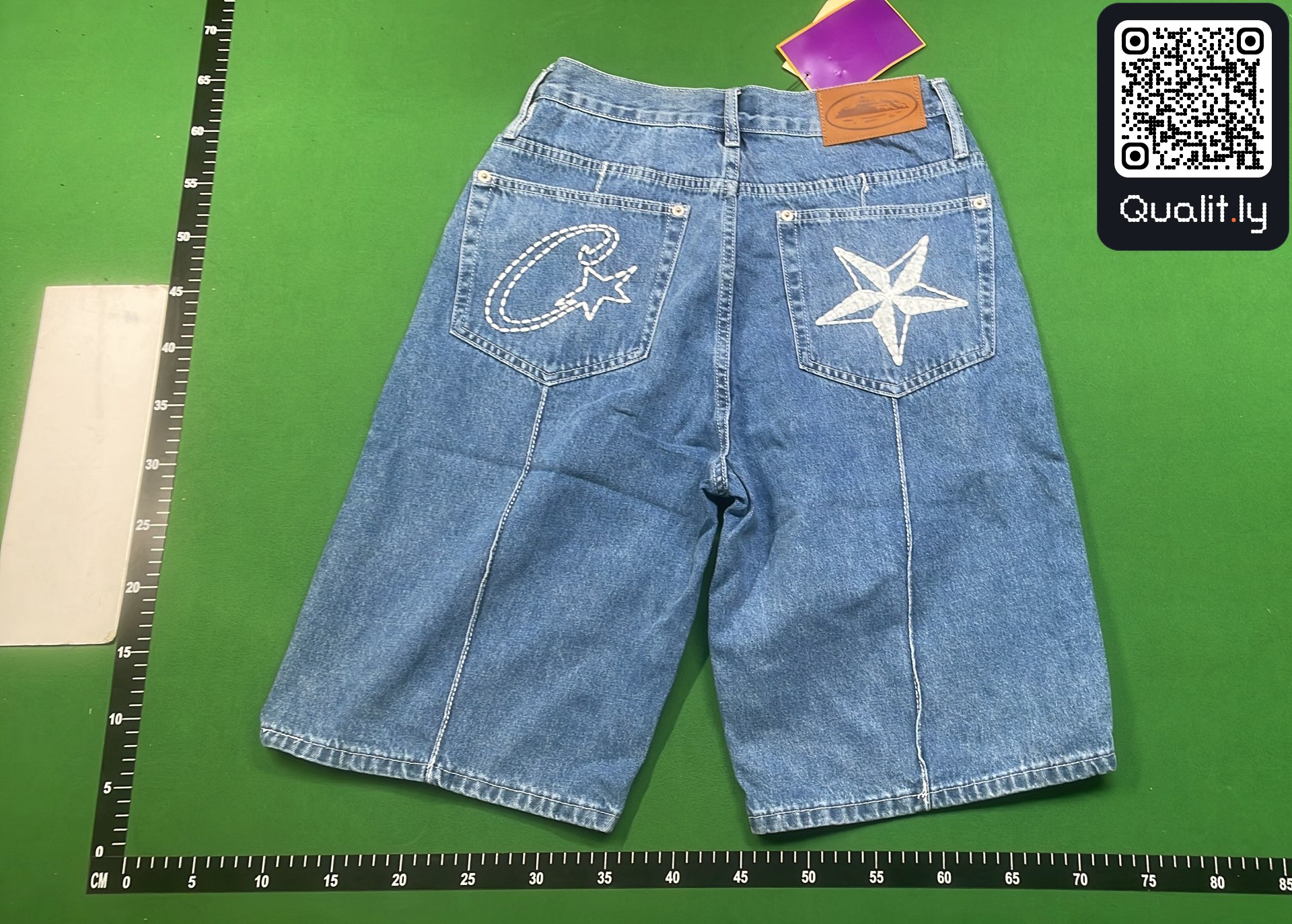 牛仔裤 QC 照片 3 / 67