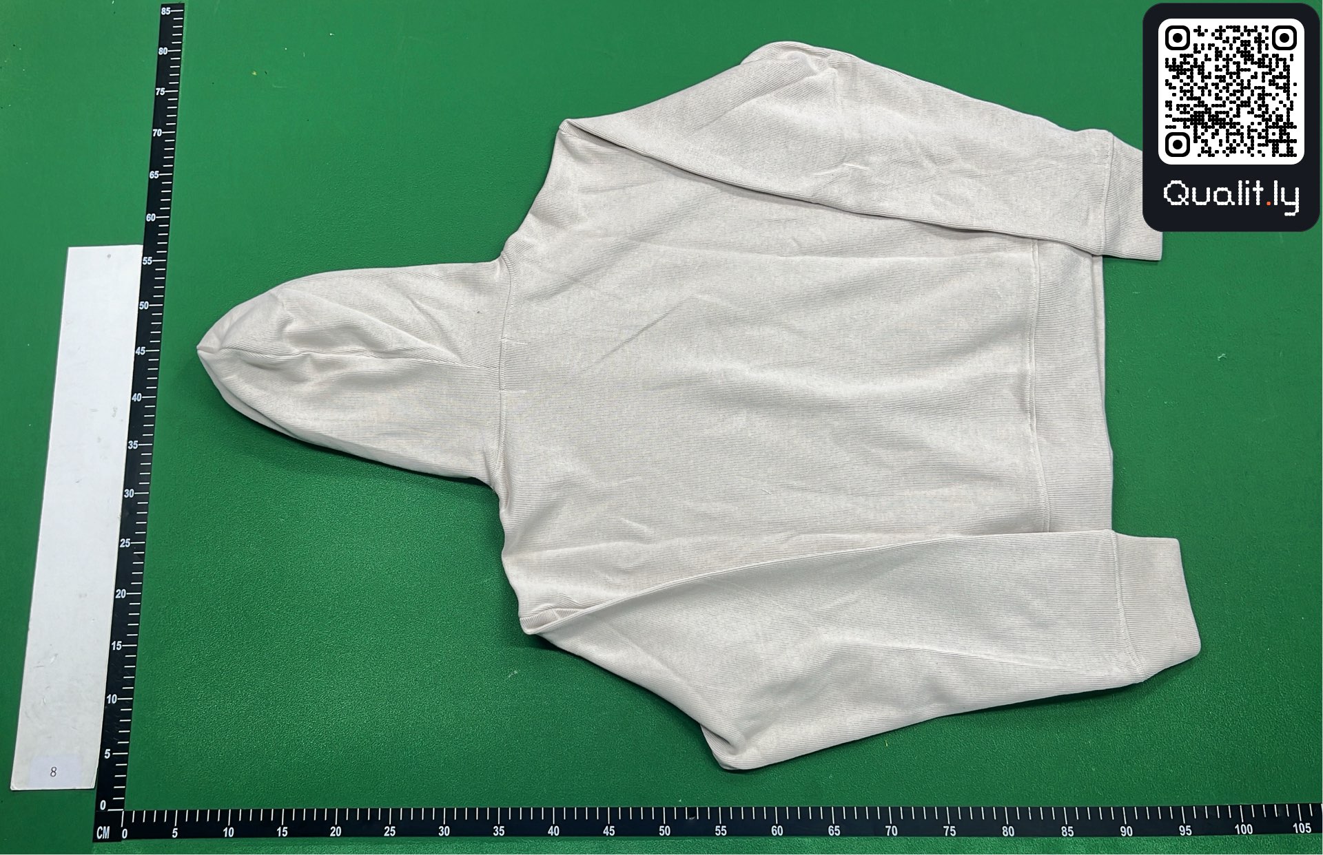 Hoodie QC photo 3 of 28