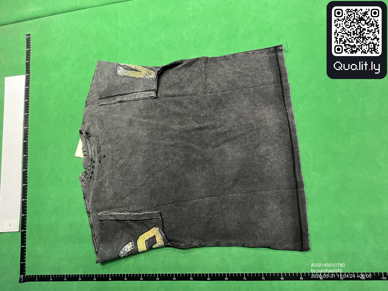 T-shirt — QC-foto 2 van 4