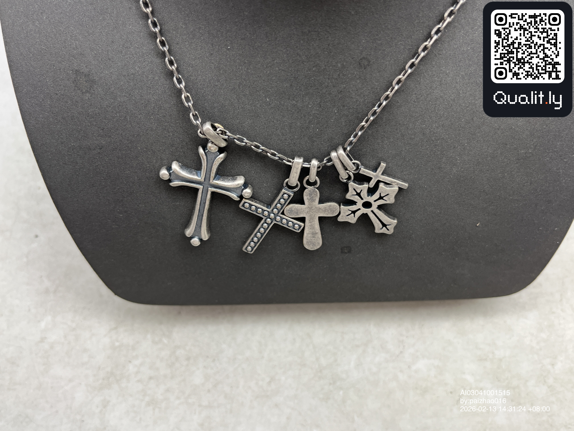 QC photo 1 of 30