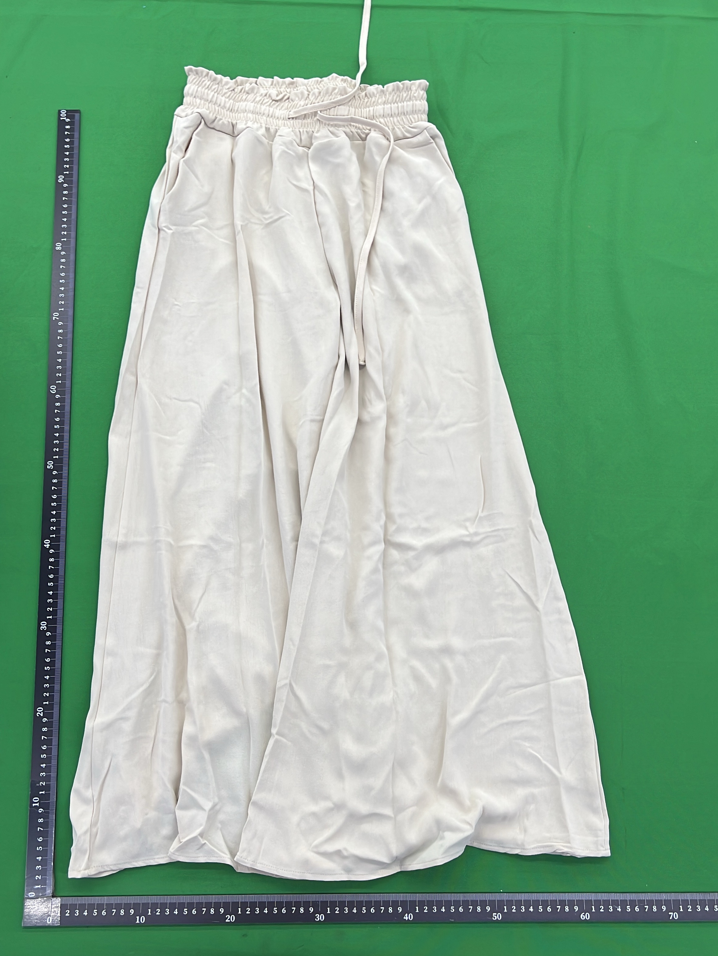 Pants QC photo 3 of 4