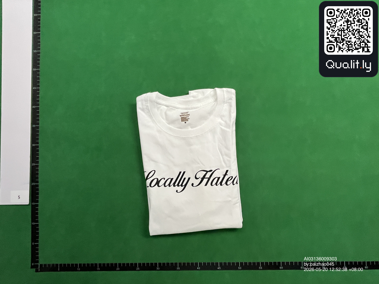 T-shirt — foto QC 1 di 4