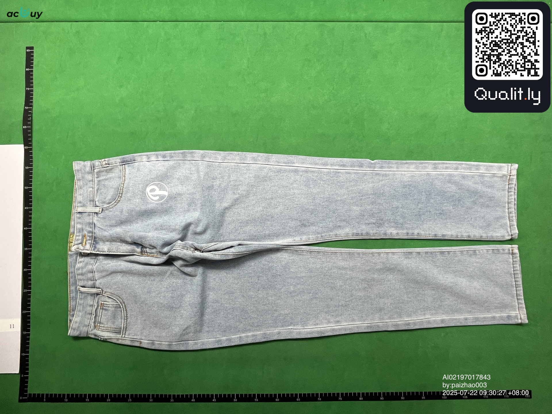 Jeans QC photo 3 of 20
