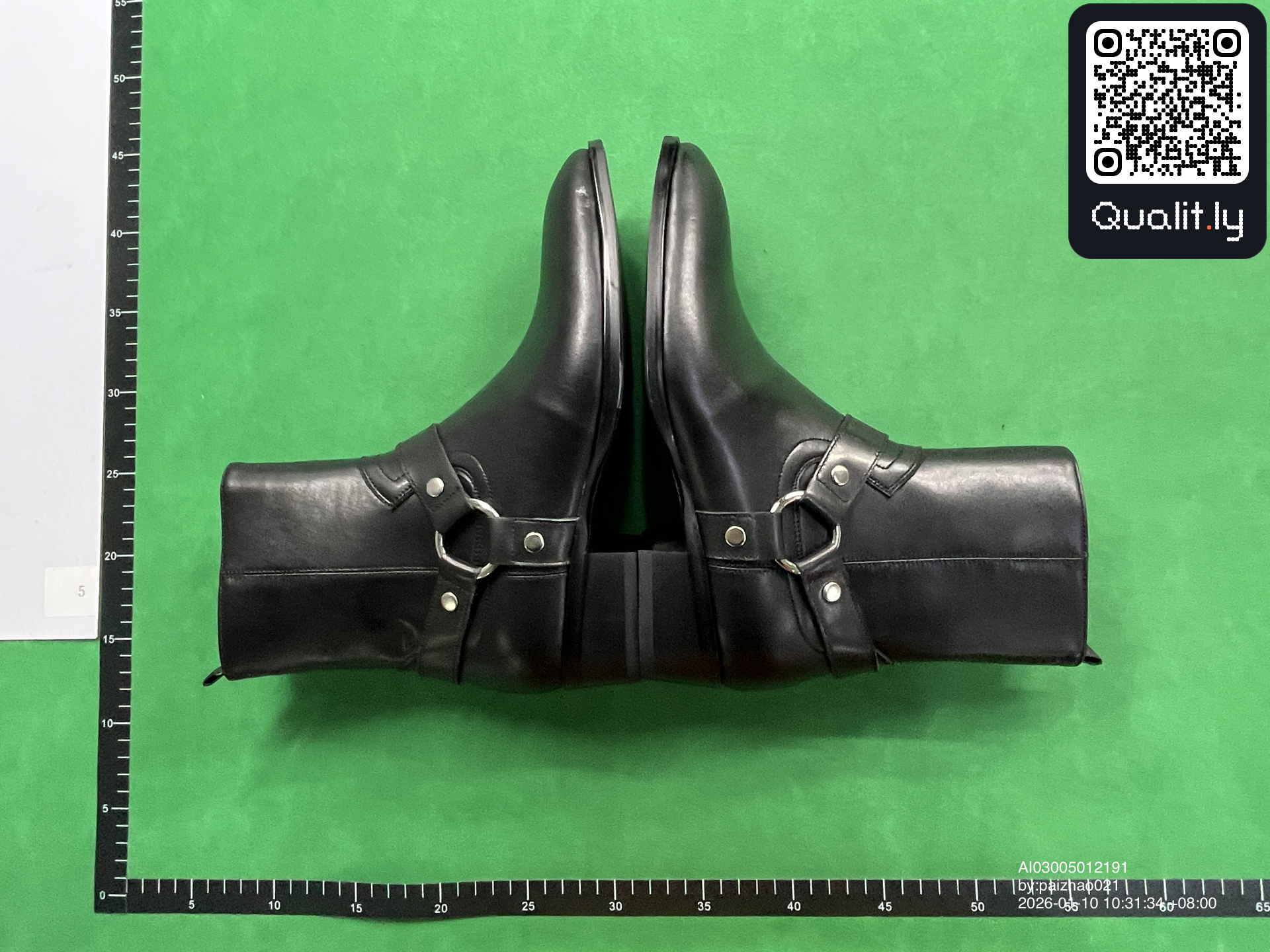 靴子 QC 照片 2 / 24
