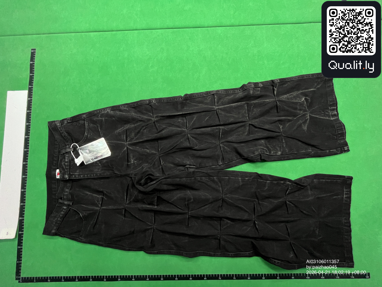 牛仔裤 QC 照片 3 / 12