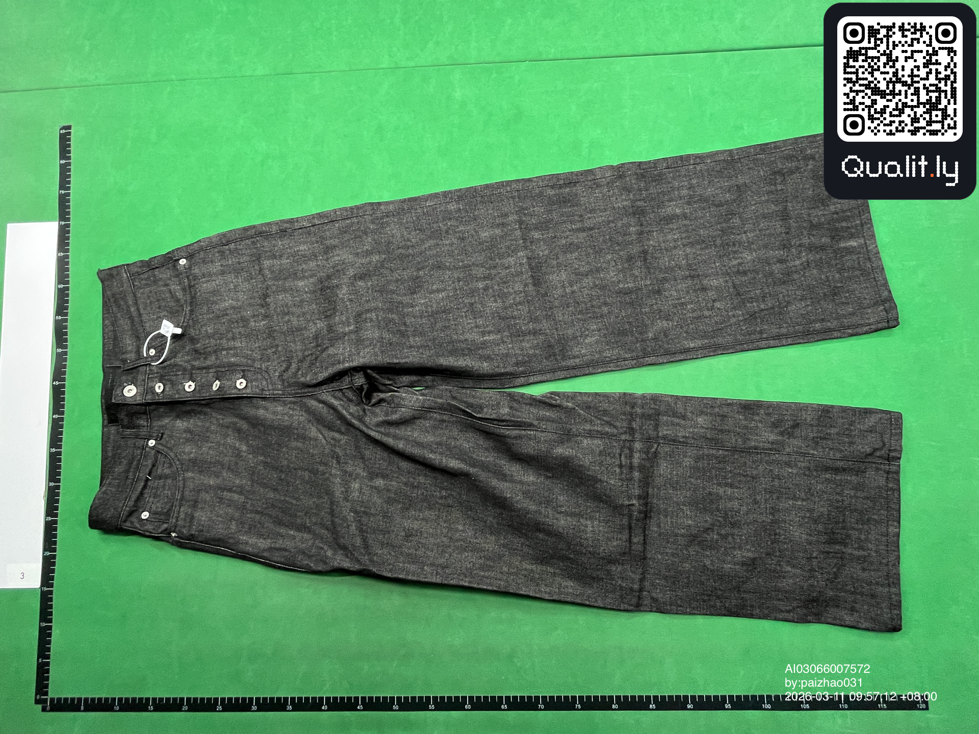 Jeans — QC-foto 3 van 8