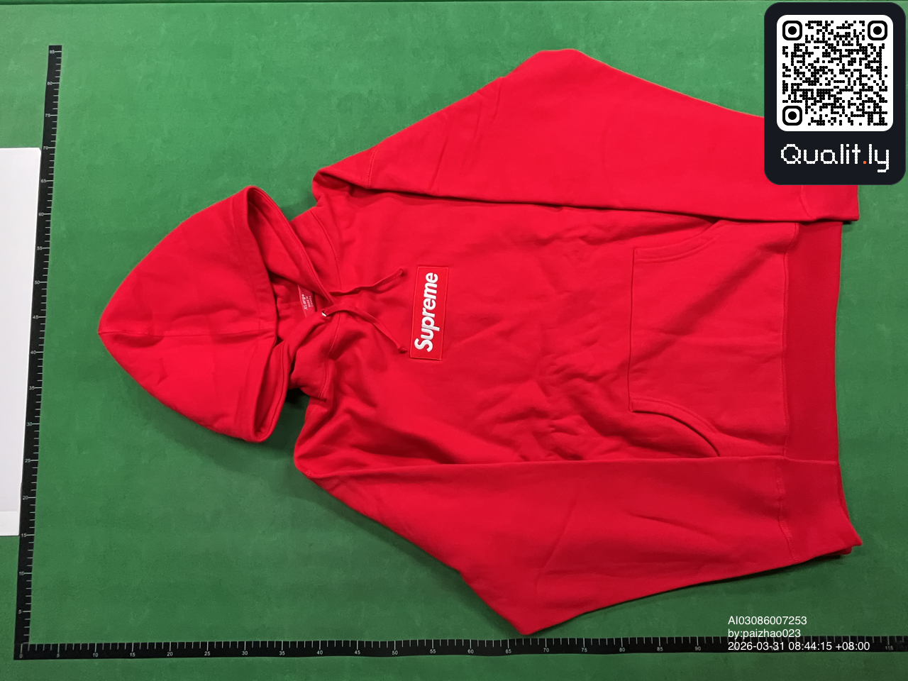 Hoodie — QC-foto 3 av 10