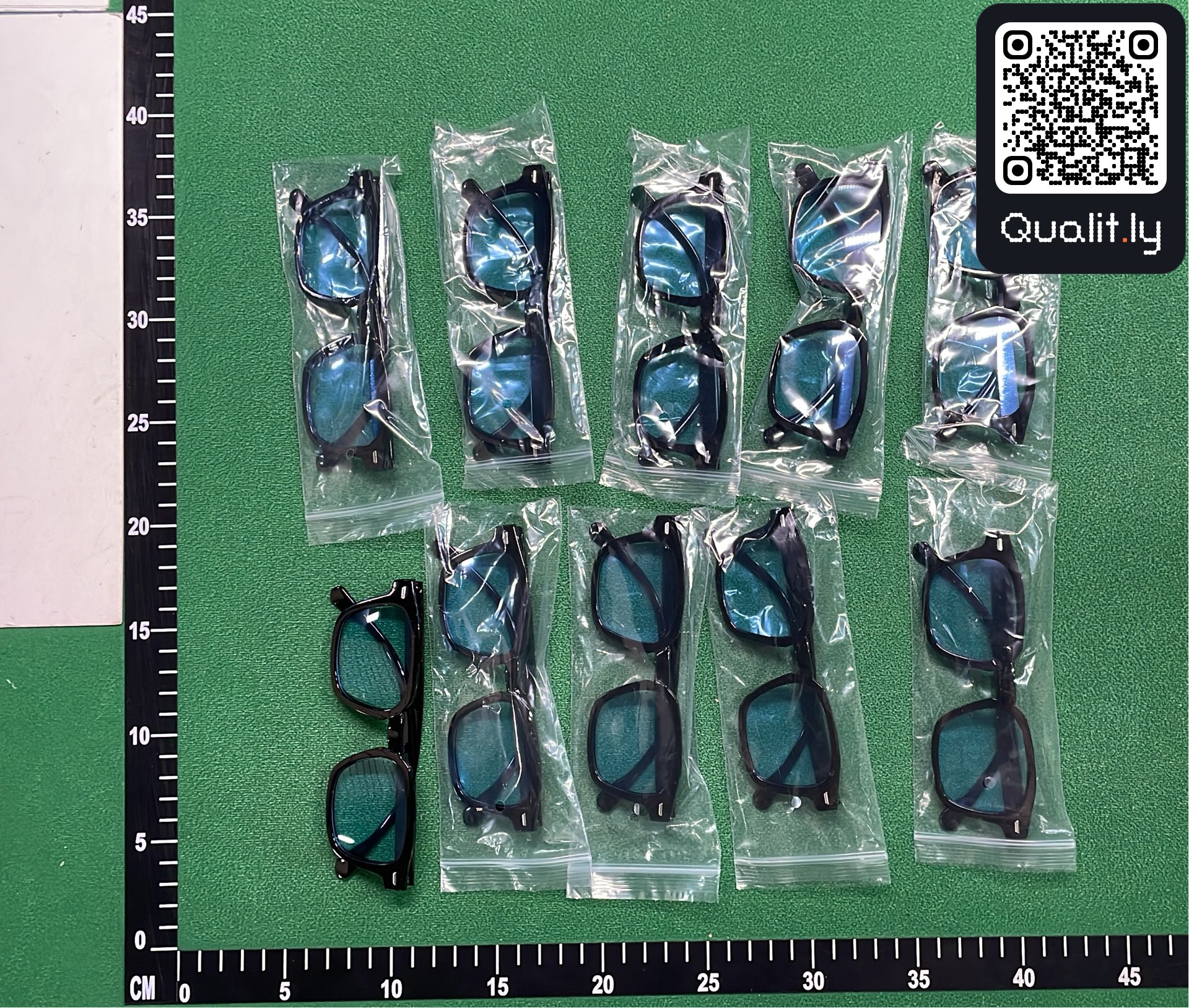 Ochelari de soare — fotografie QC 3 din 50