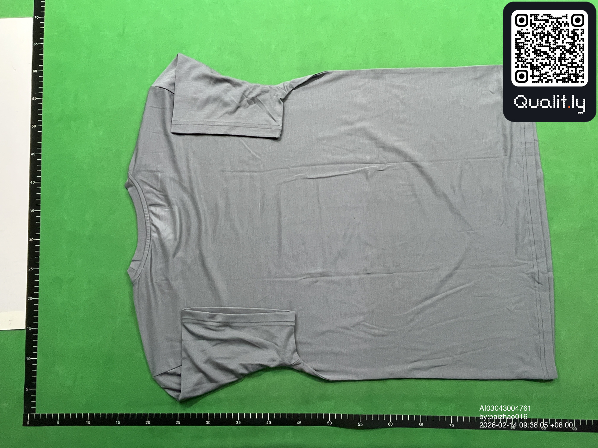 T-Shirt — QC-Foto 2 von 4