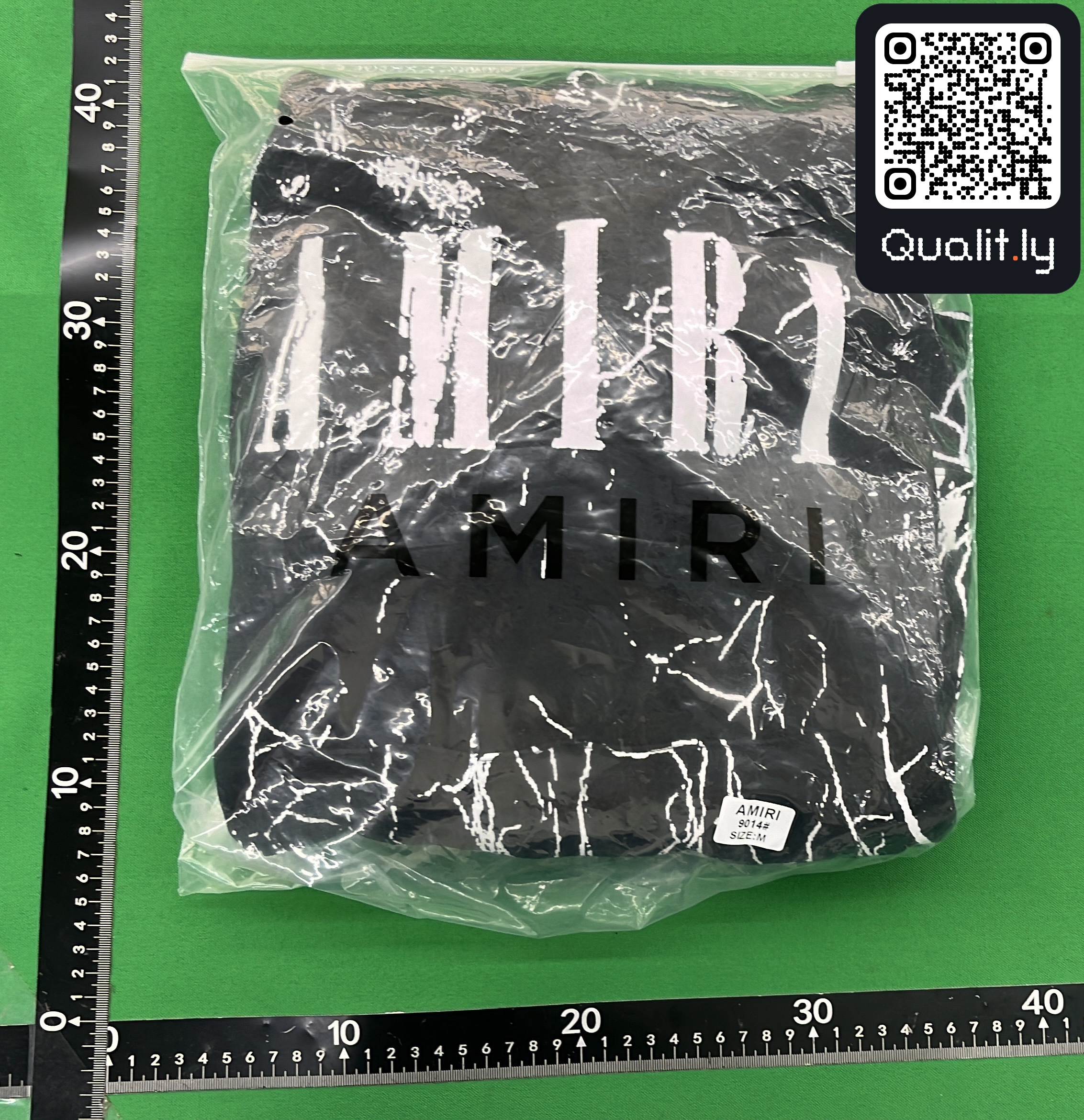 Hoodie QC photo 1 of 52