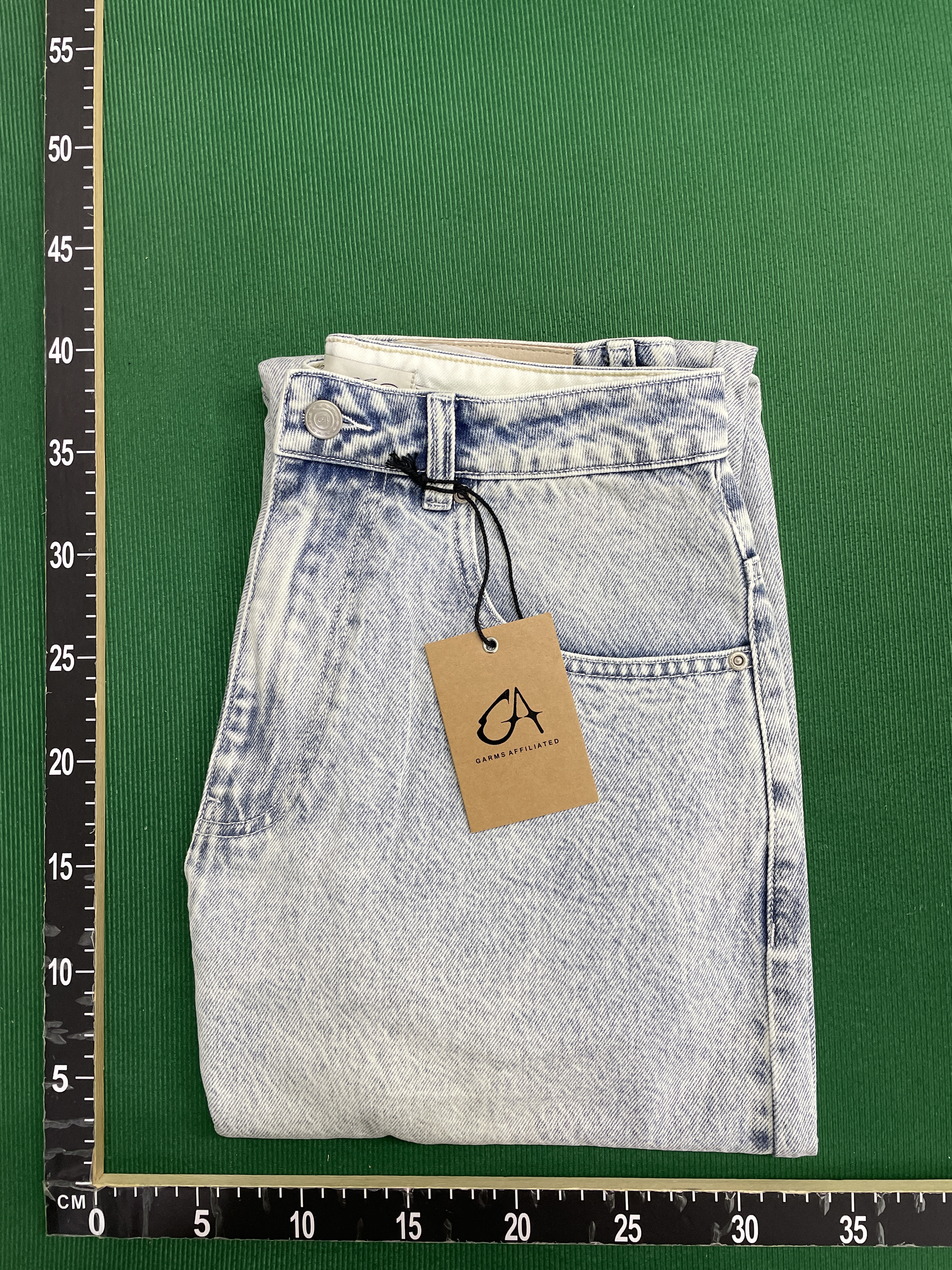Jeans QC photo 2 of 38