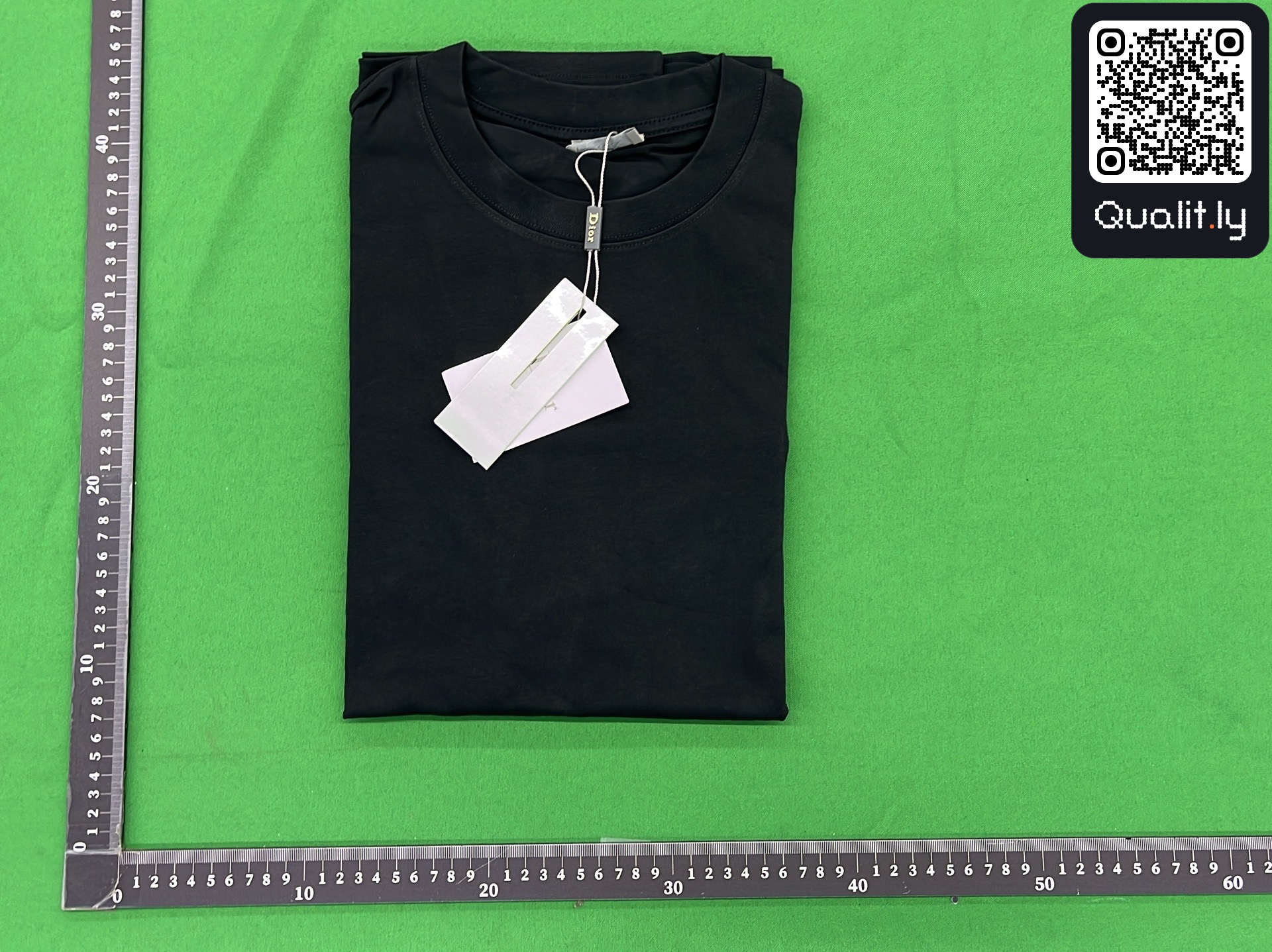 T-shirt — photo QC 1 sur 4