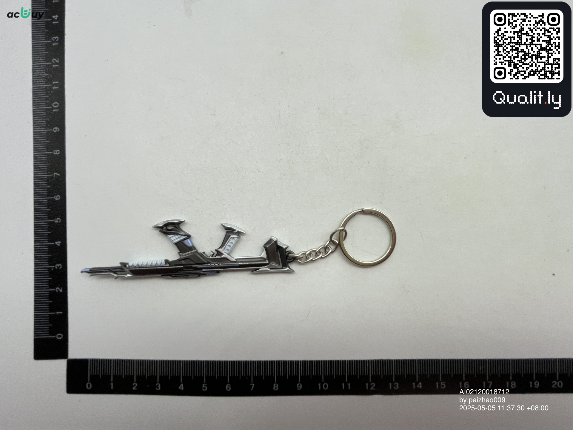 Jewelry QC photo 2 of 3