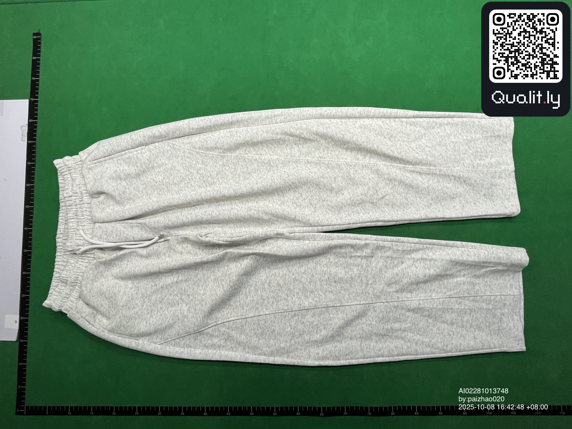 Pants QC photo 2 of 14