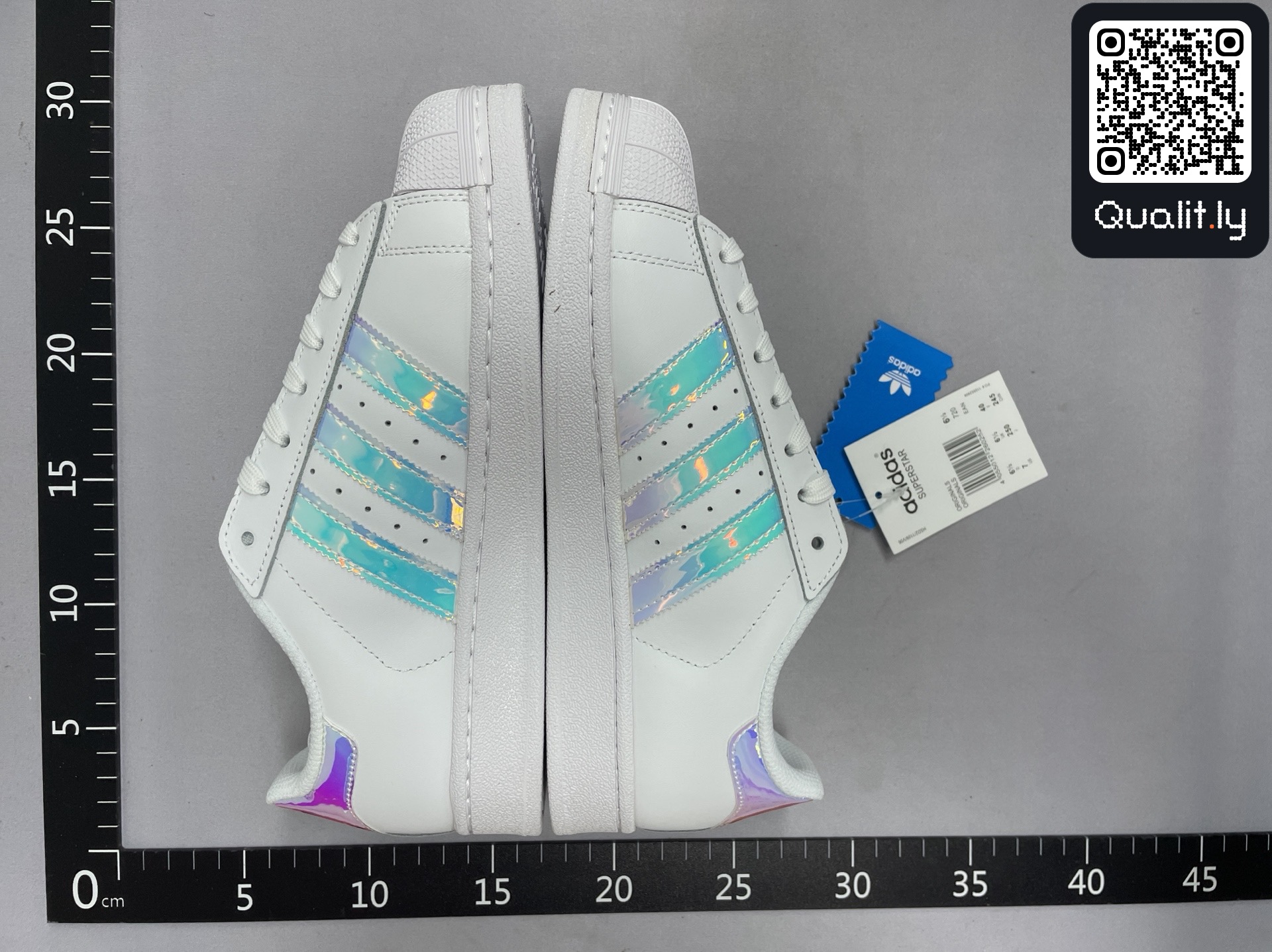 Pantofi sport — fotografie QC 3 din 6