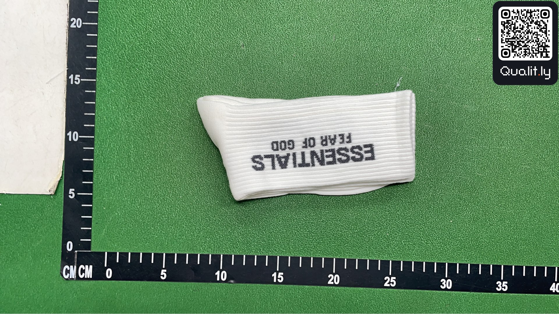 袜子 QC 照片 1 / 23
