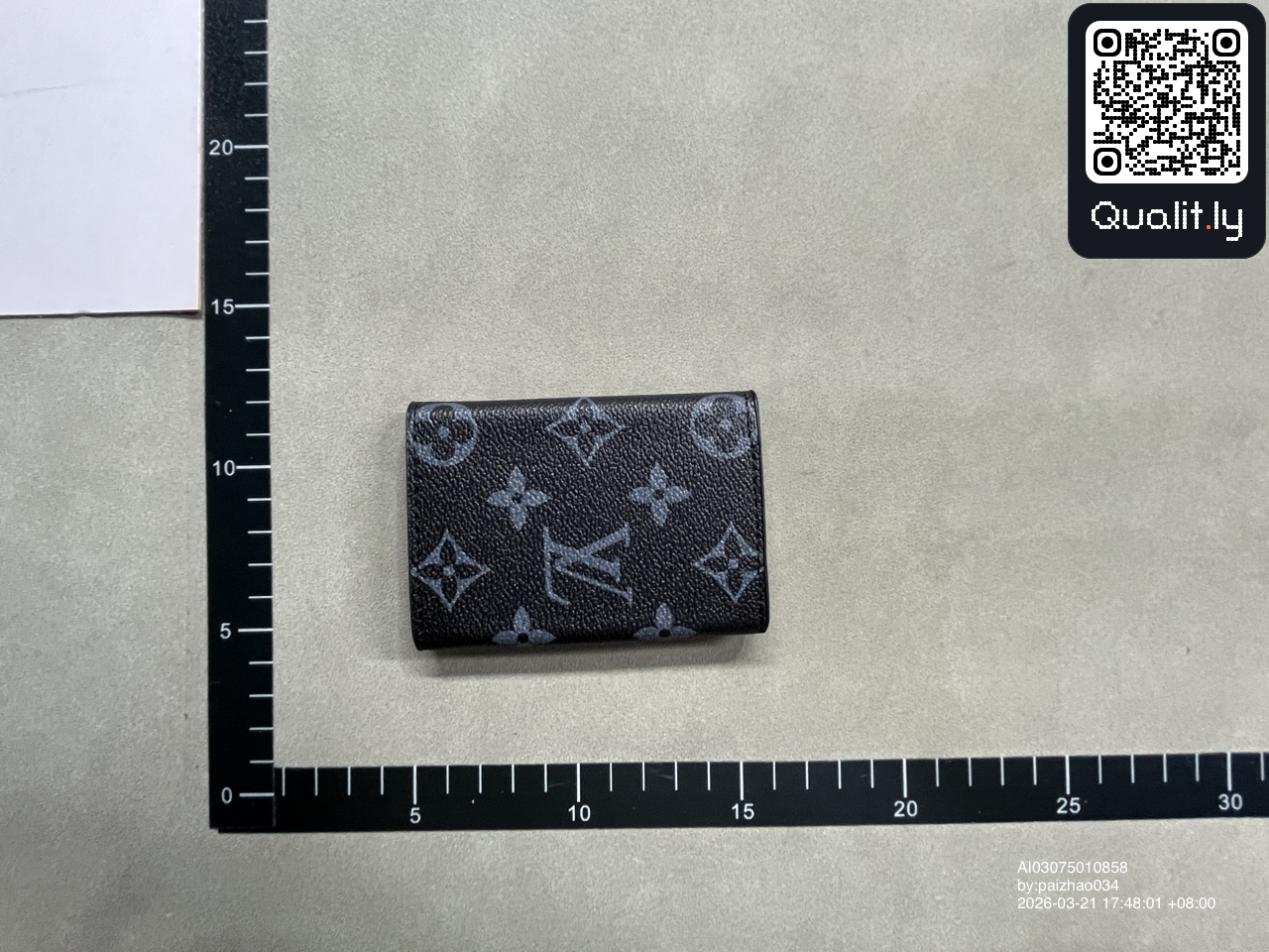 Wallet QC photo 2 of 34