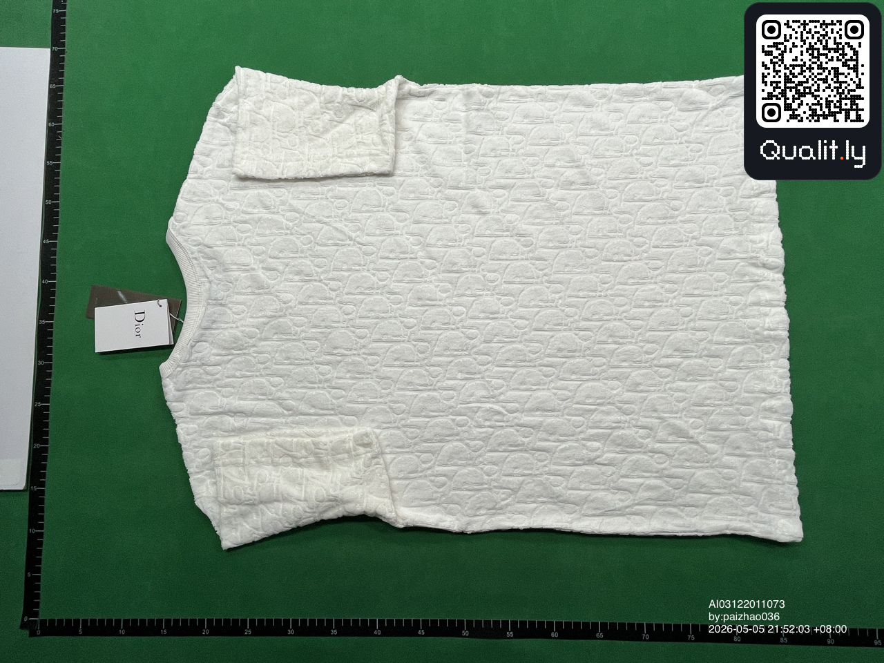 T-Shirt — QC-Foto 3 von 18