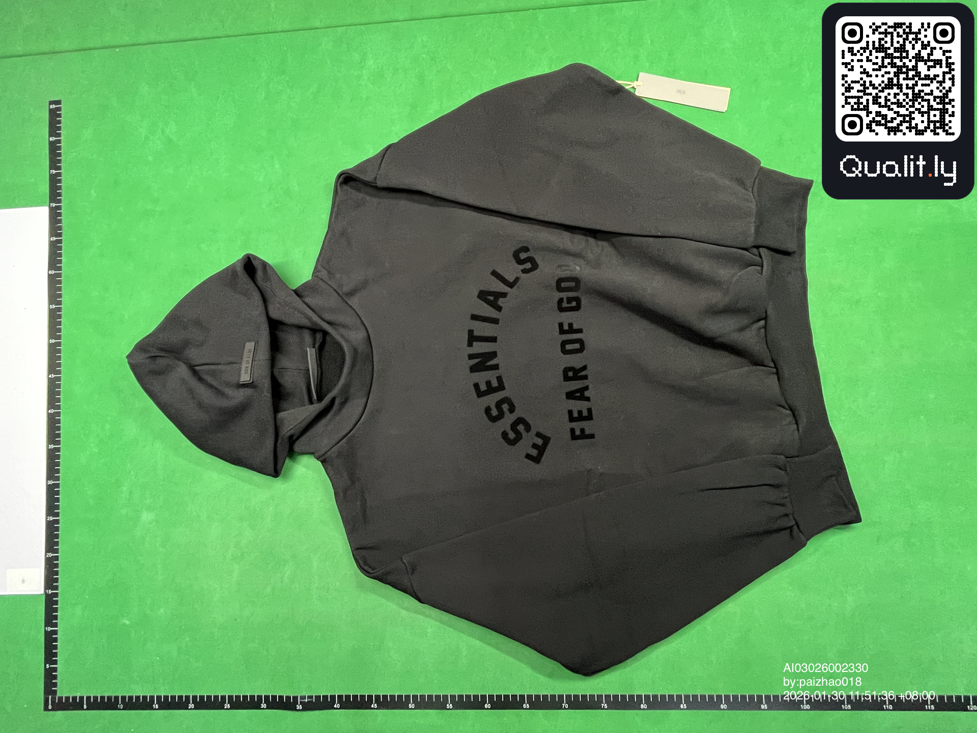 Hoodie — QC-Foto 2 von 10