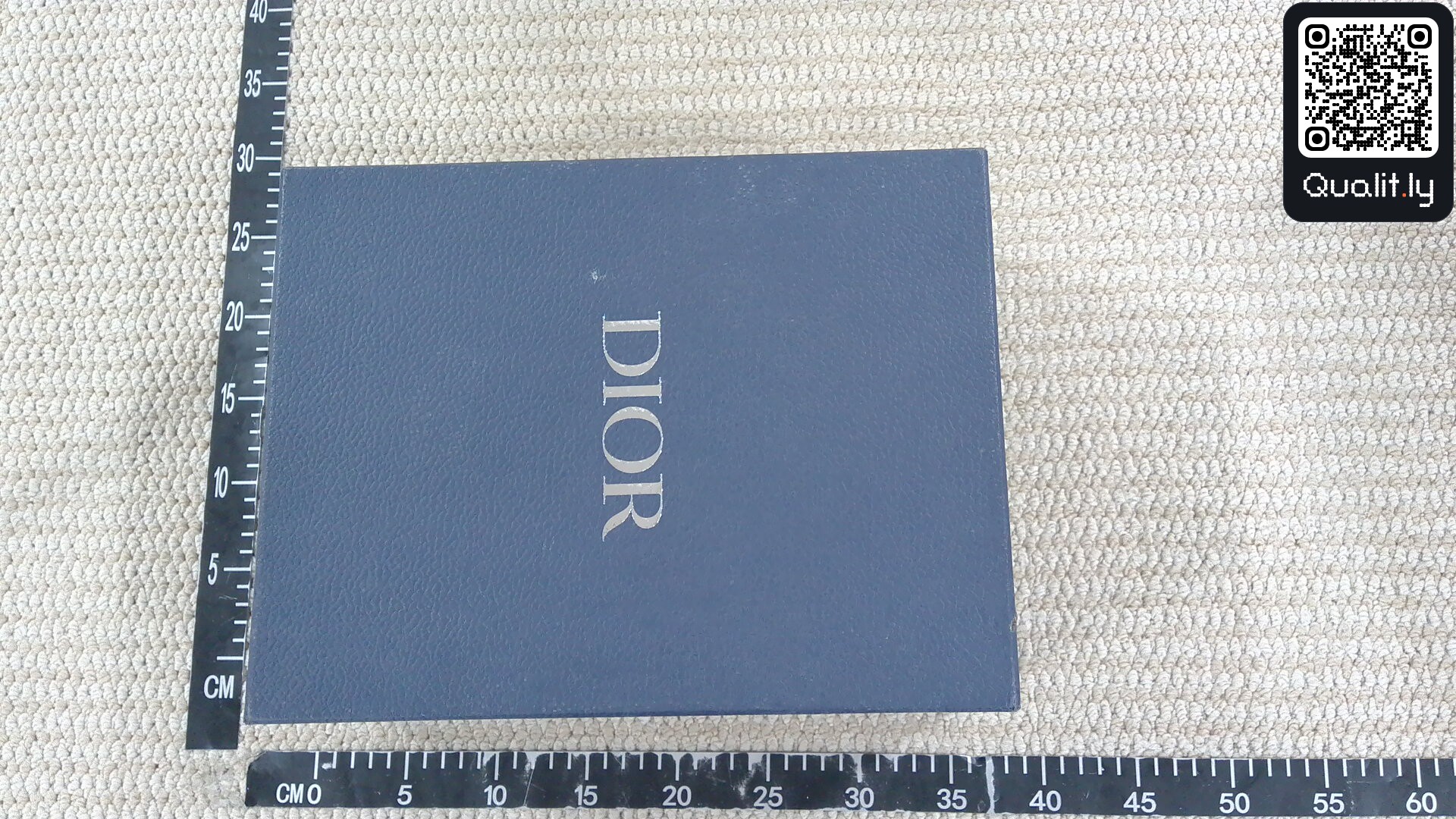 Sneakers QC photo 1 of 20