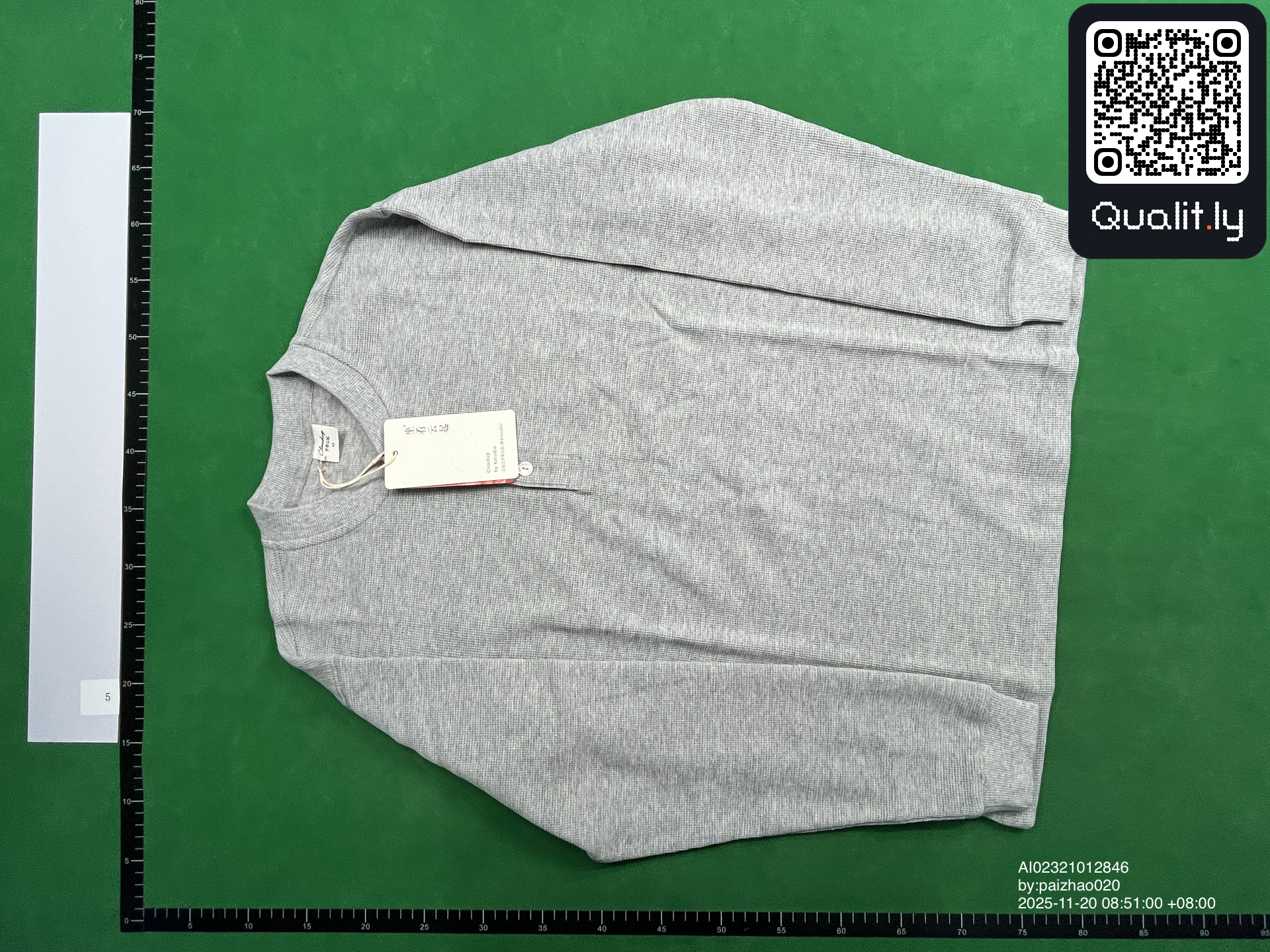 Sweater QC photo 3 of 8