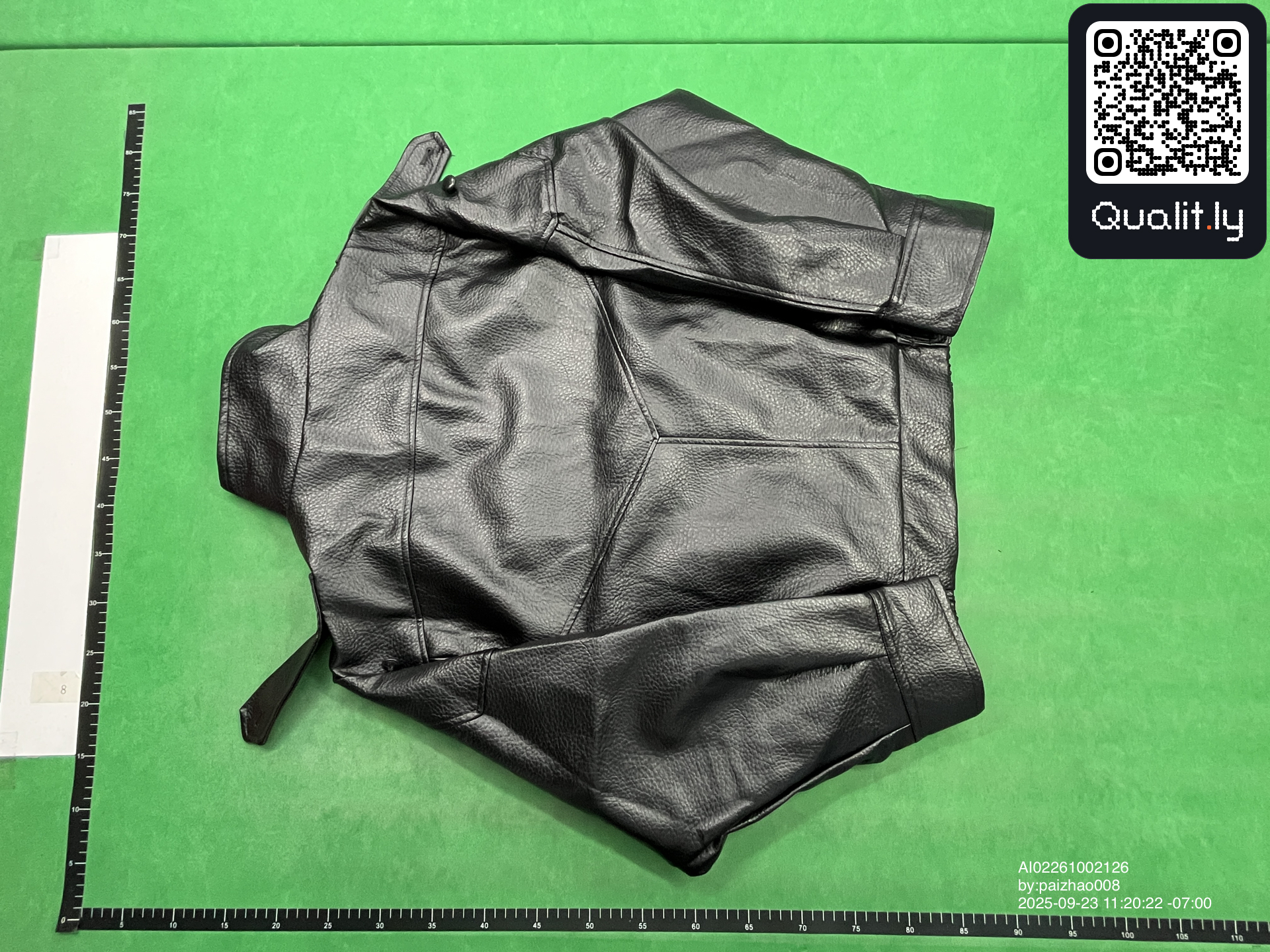 Jacket QC photo 2 of 4