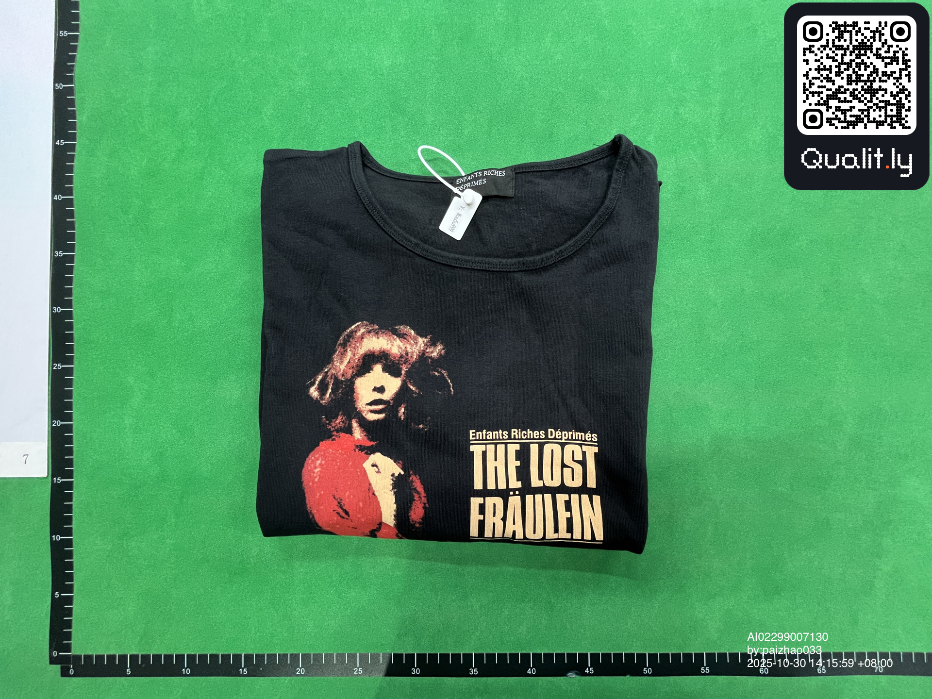 Sweatshirt — foto QC 1 de 32