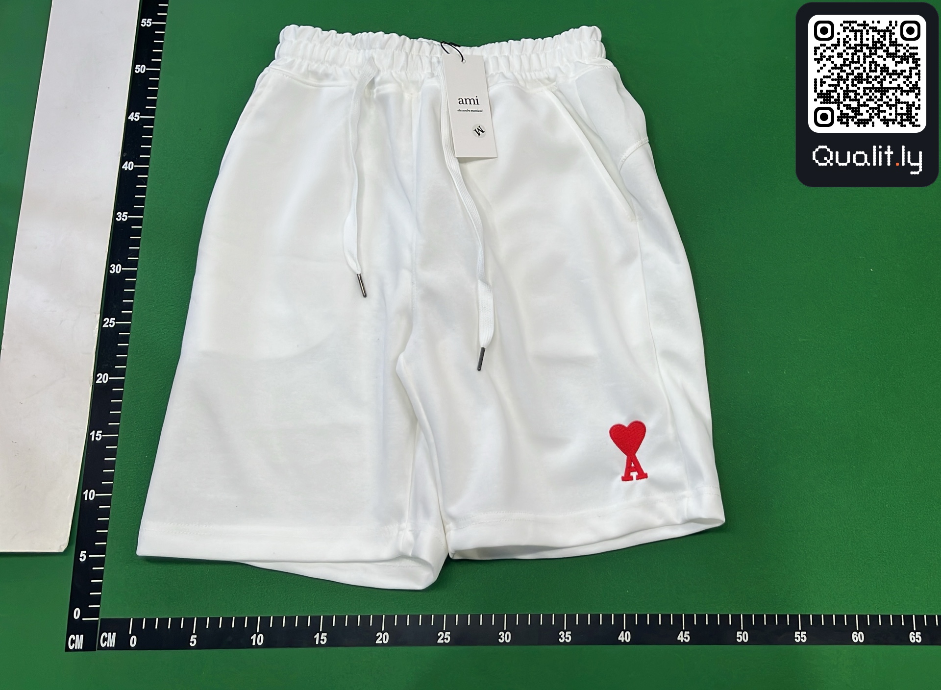 Shorts QC photo 2 of 4