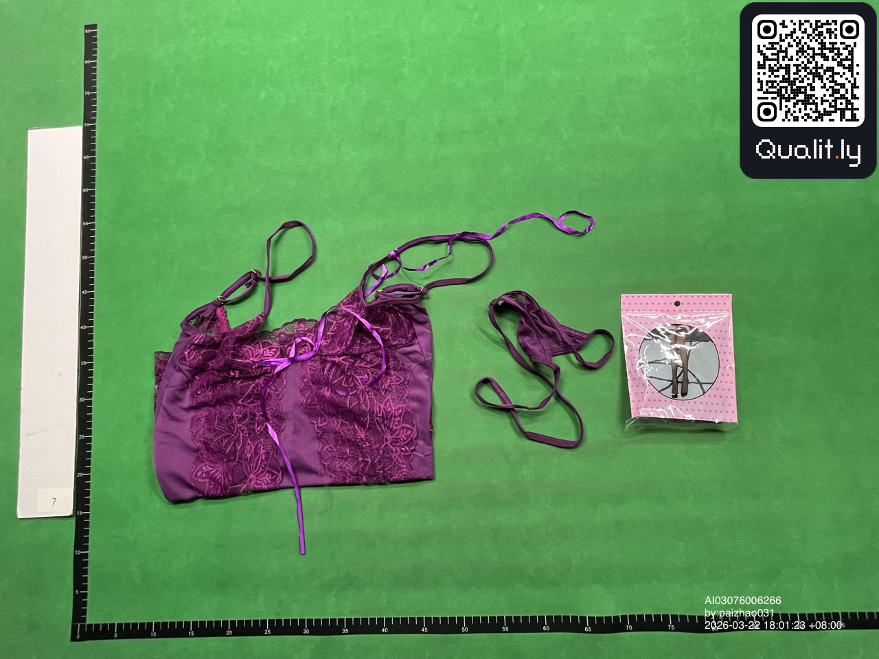 Foto QC 1 di 4