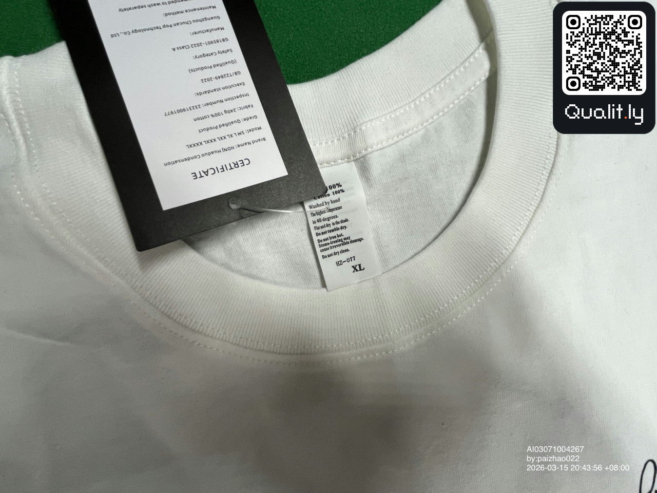 T-shirt — foto QC 1 di 54