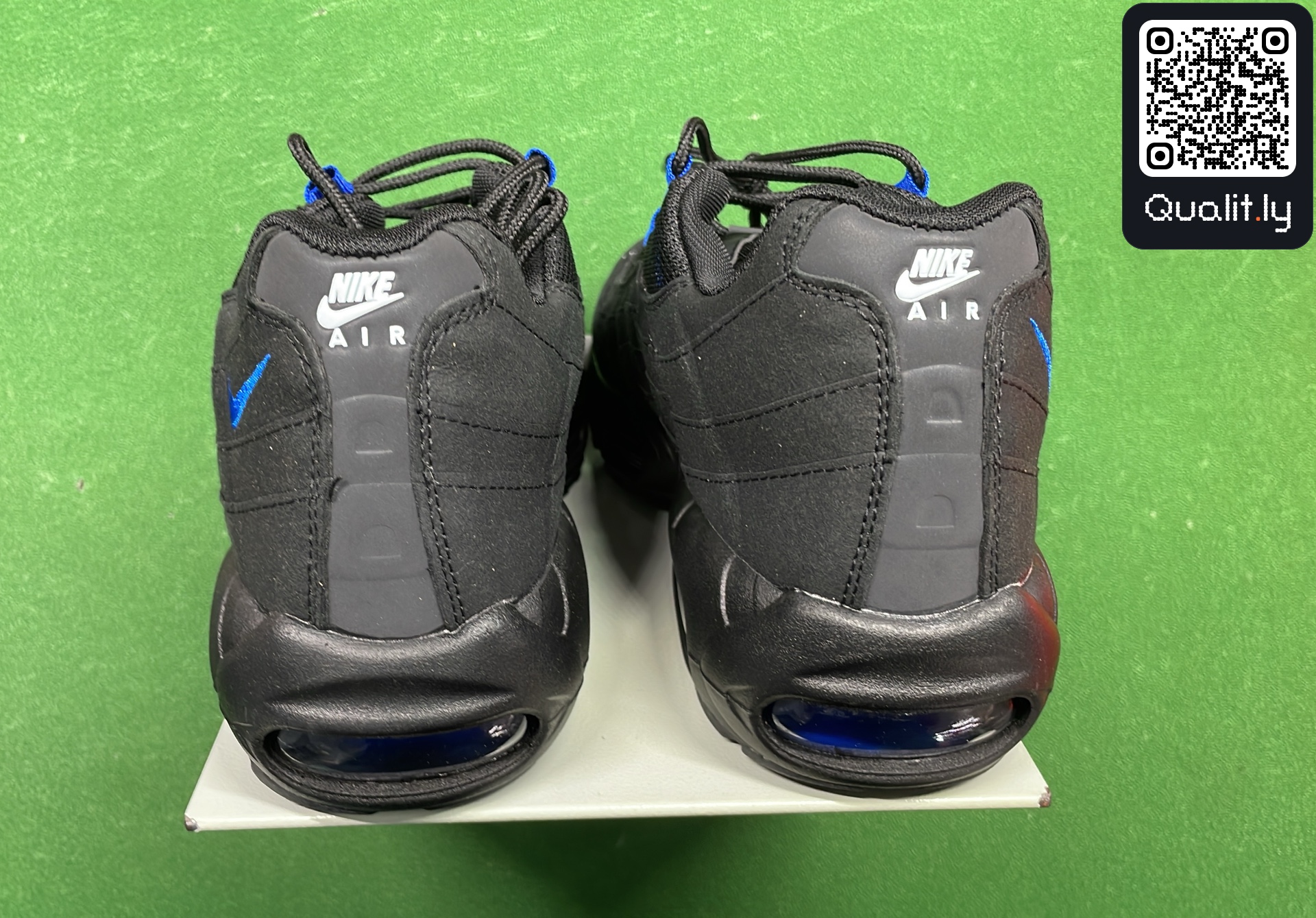 Sneaker — QC-Foto 3 von 6
