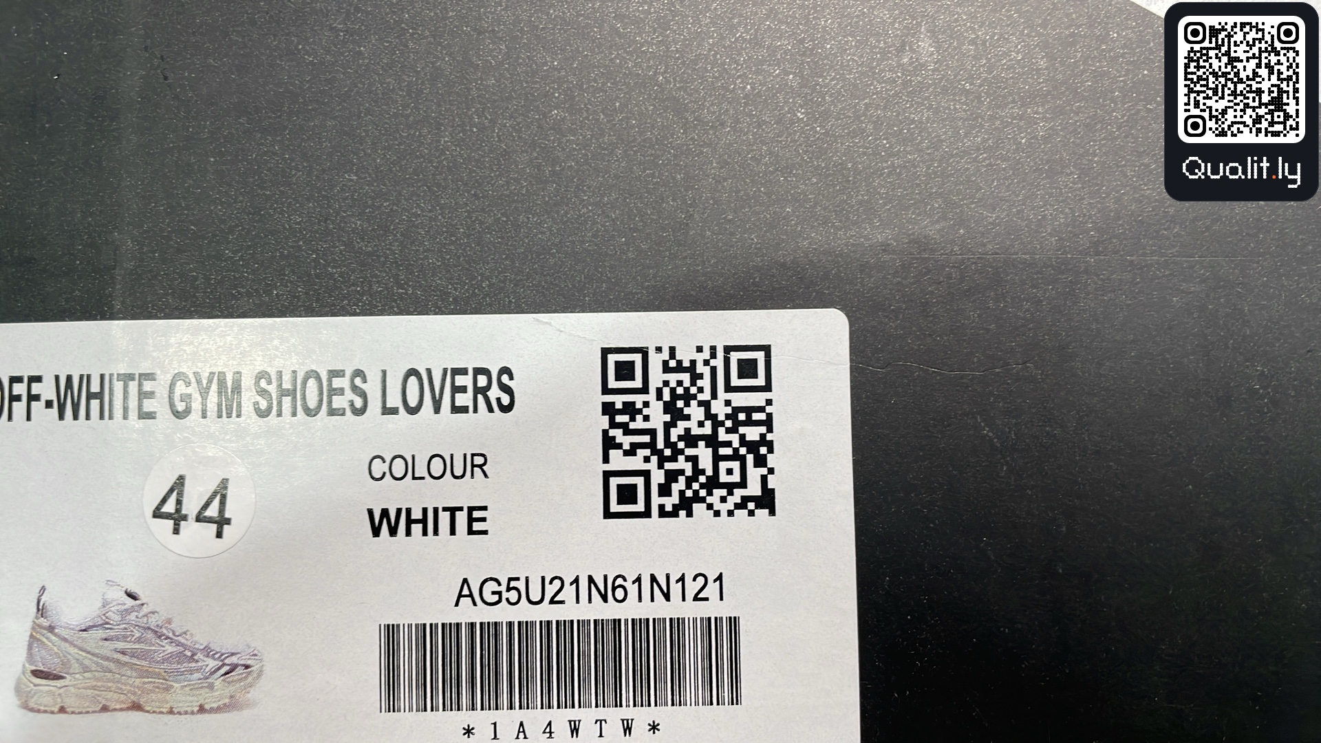 Sneakers — QC-foto 2 van 24