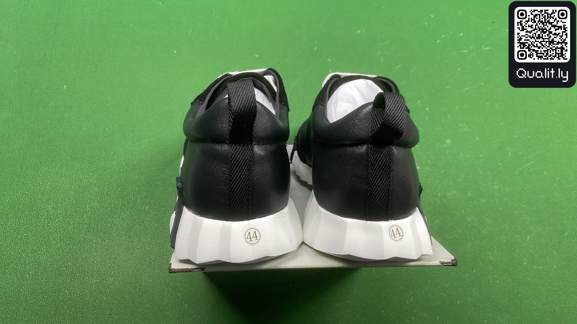Pantofi sport — fotografie QC 3 din 12