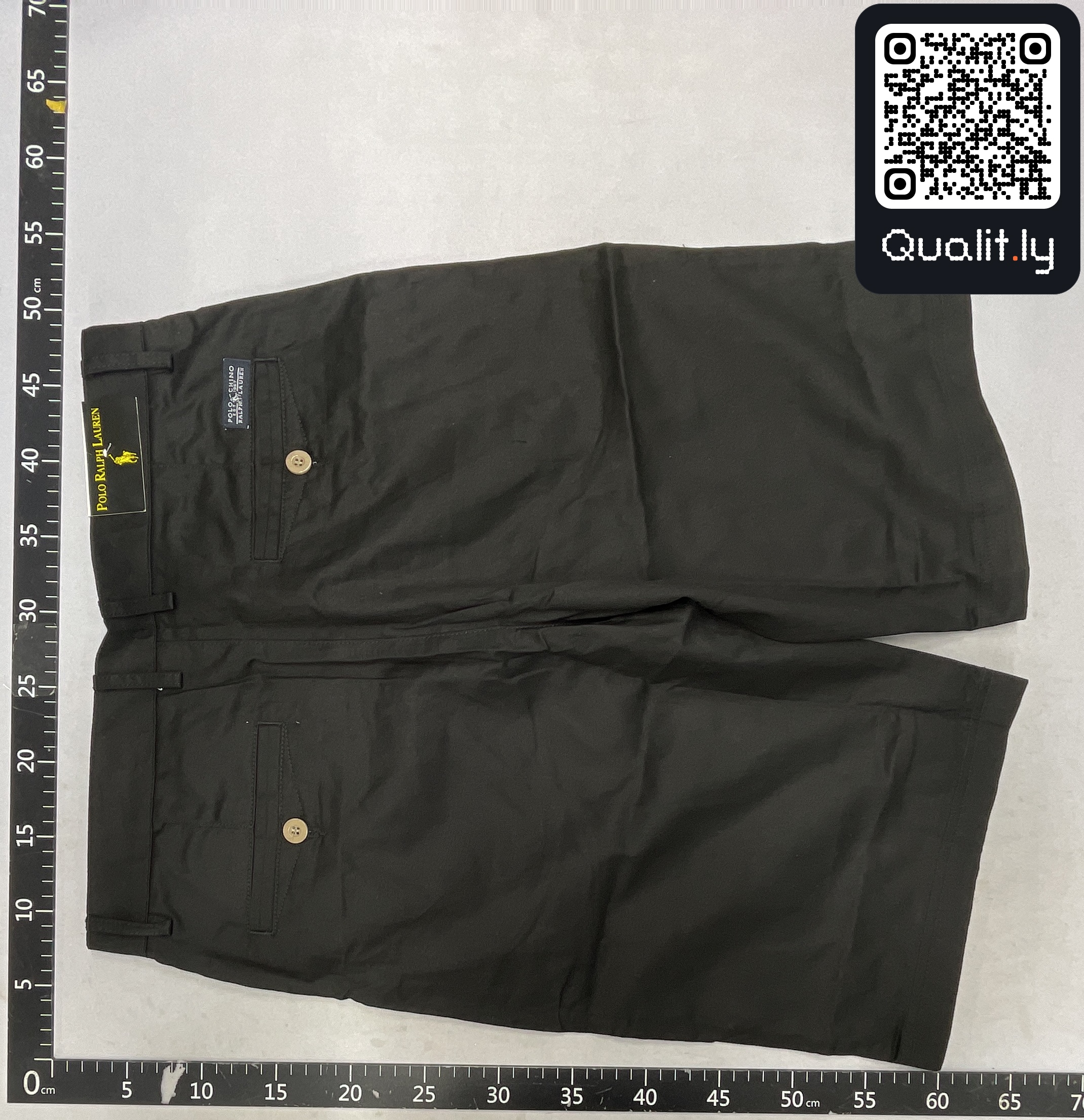Short — photo QC 2 sur 46