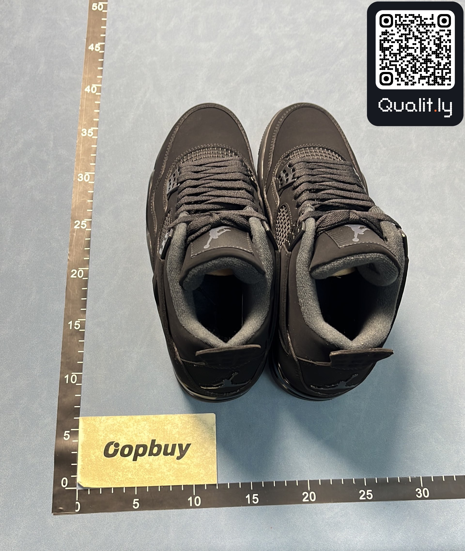 Sneakers QC photo 2 of 149