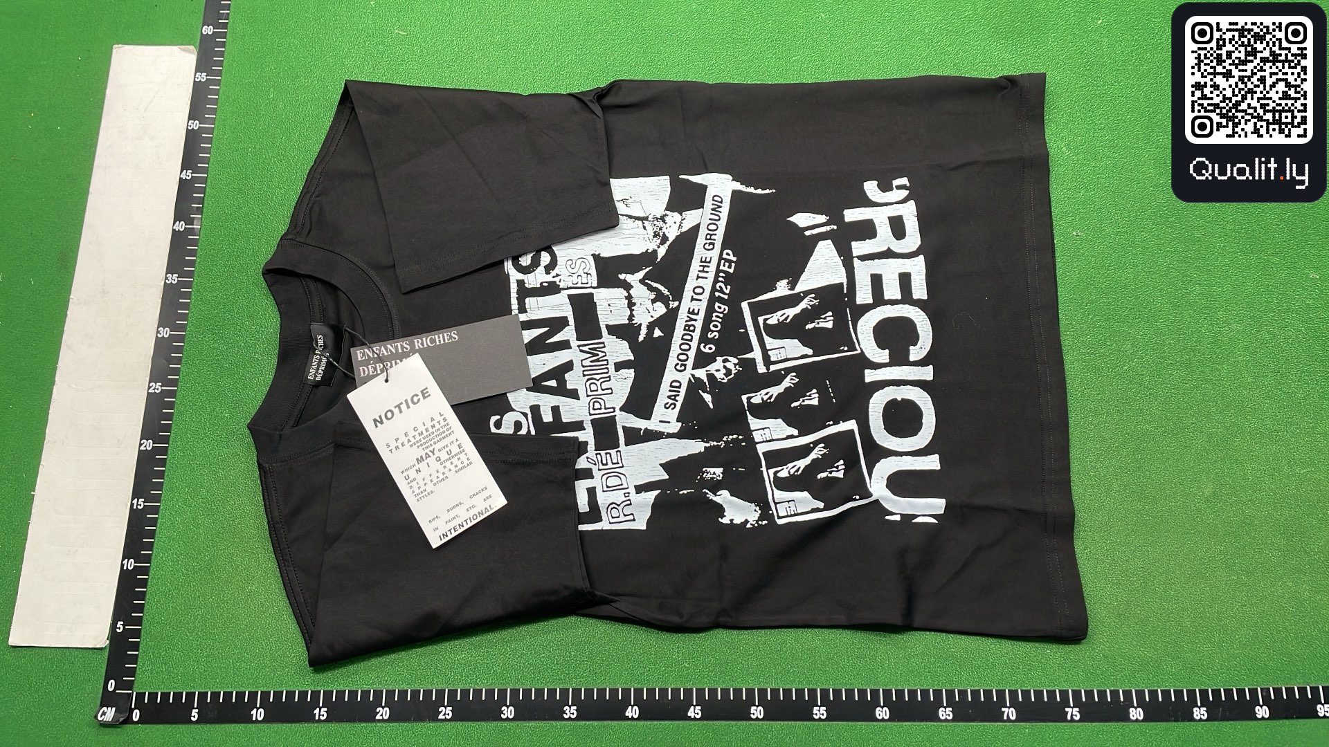 Tricou — fotografie QC 2 din 12