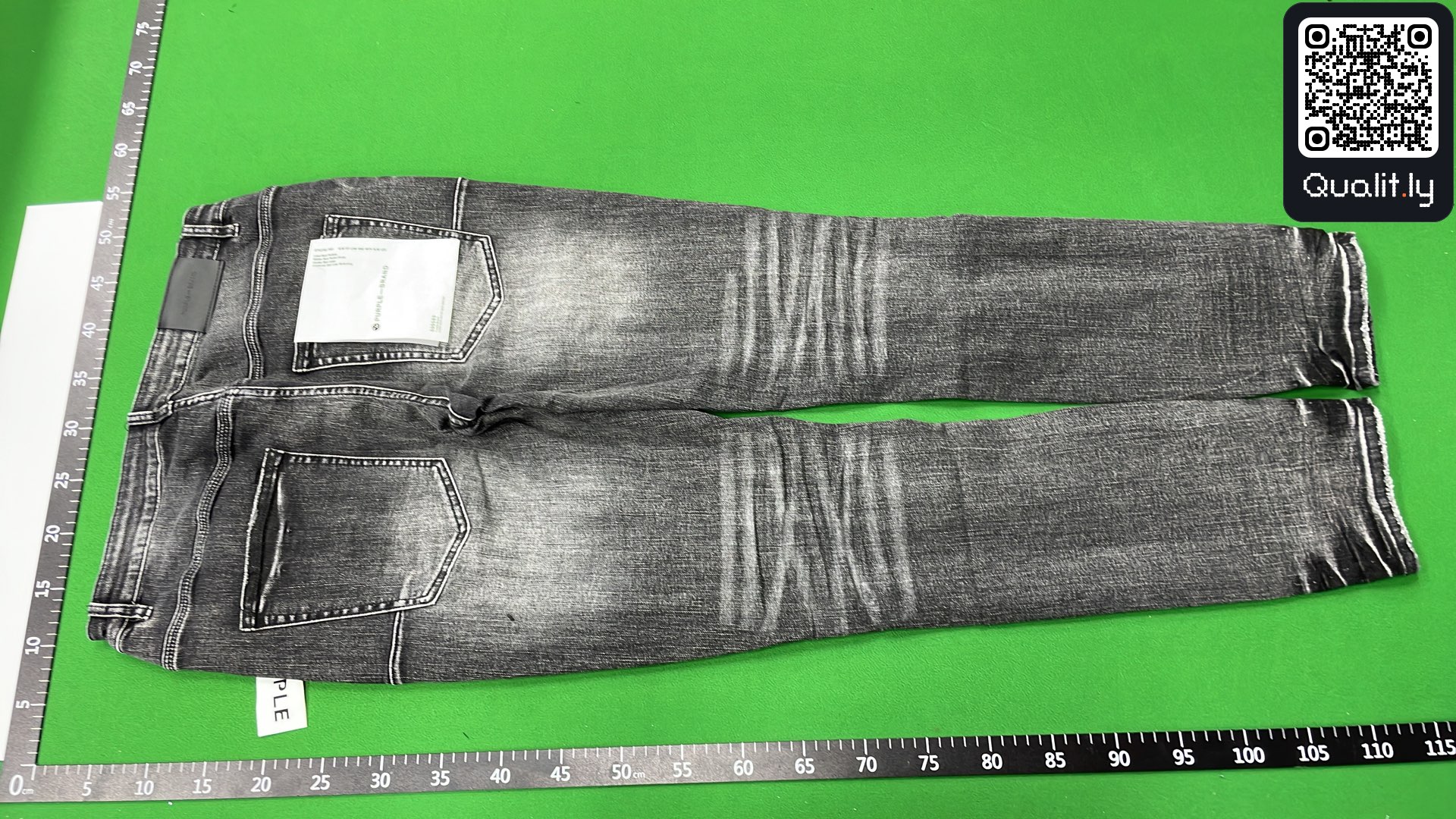 Jeansy — zdjęcie QC 3 z 8