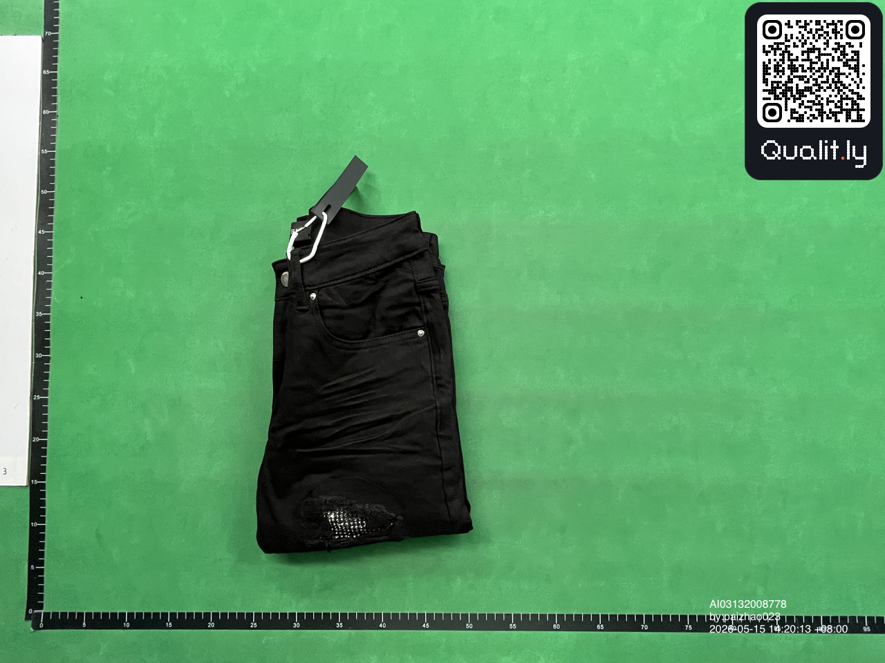 Jeans QC photo 1 of 4