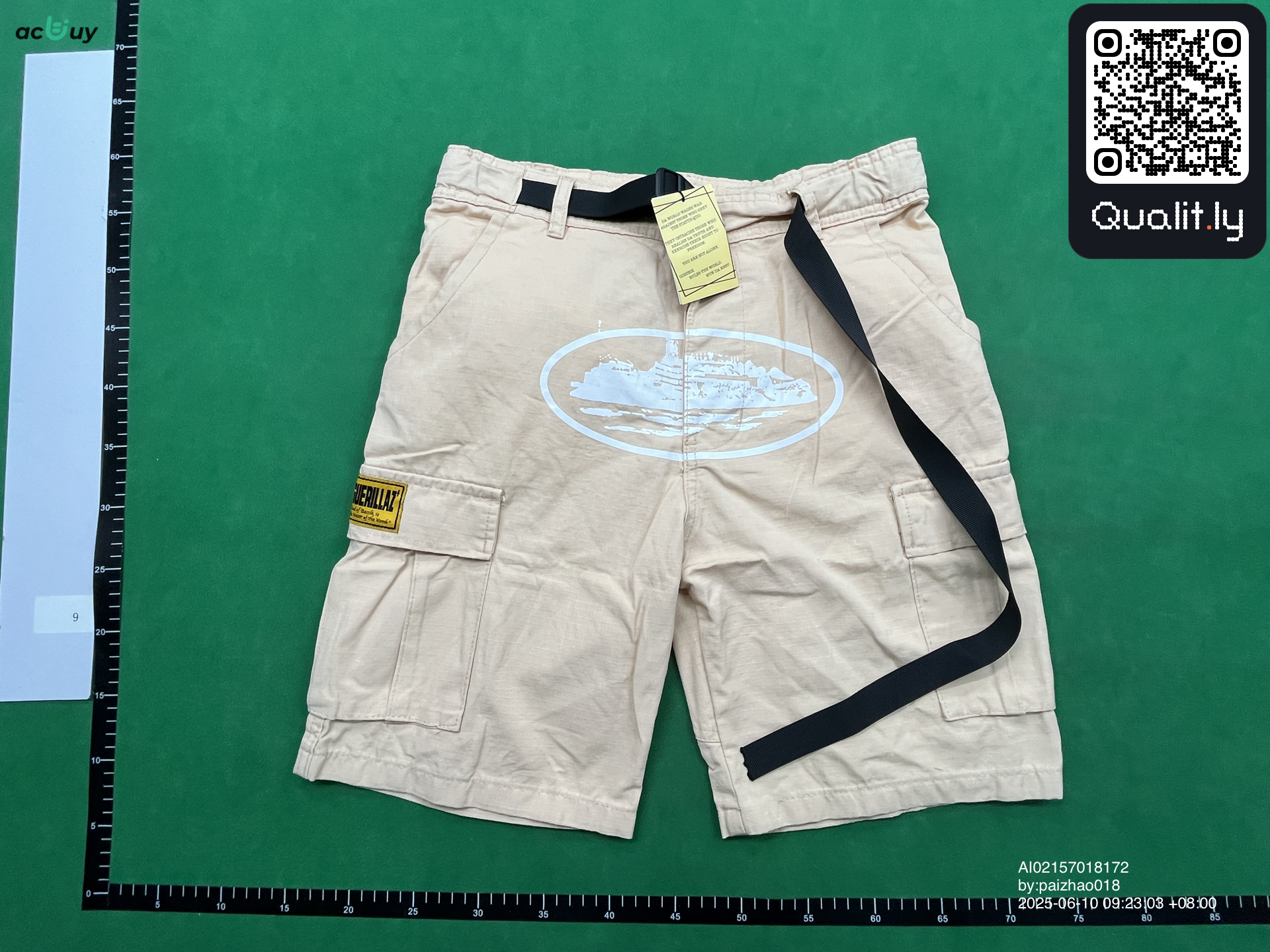 Shorts QC photo 3 of 36