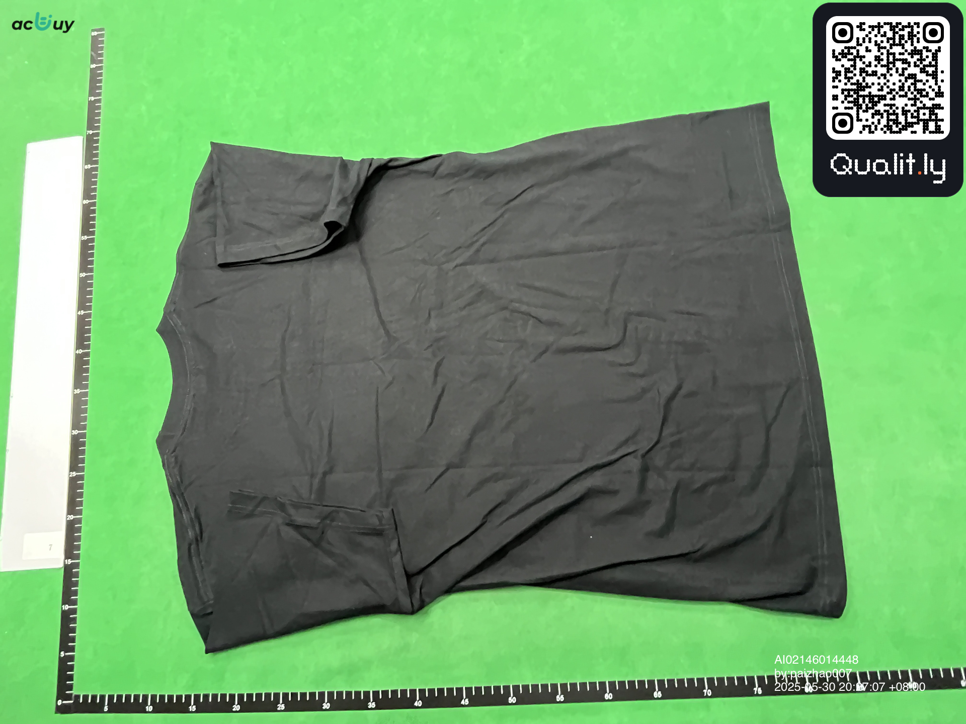 Camiseta — foto QC 2 de 4