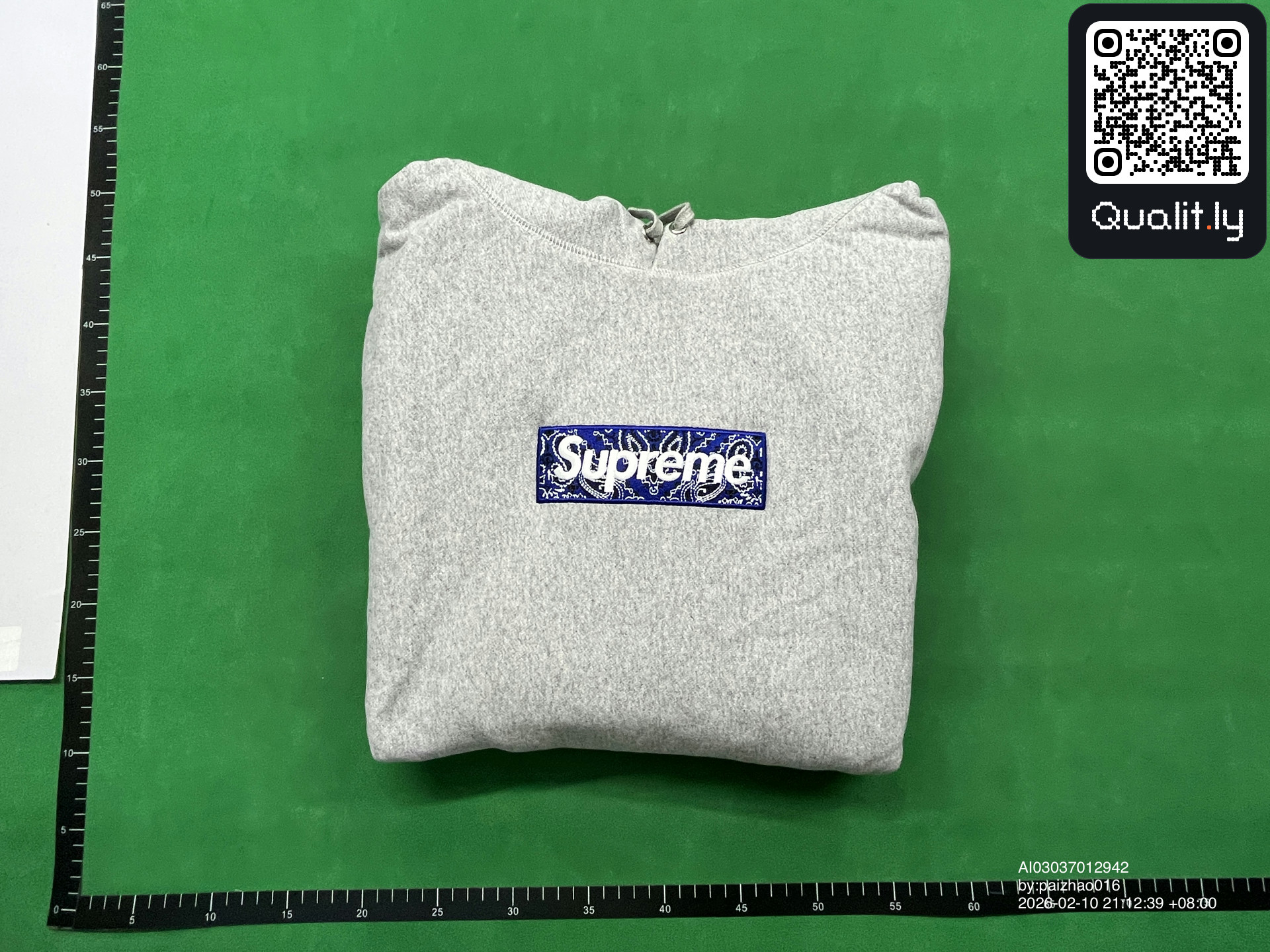 Hoodie — QC-foto 1 av 30